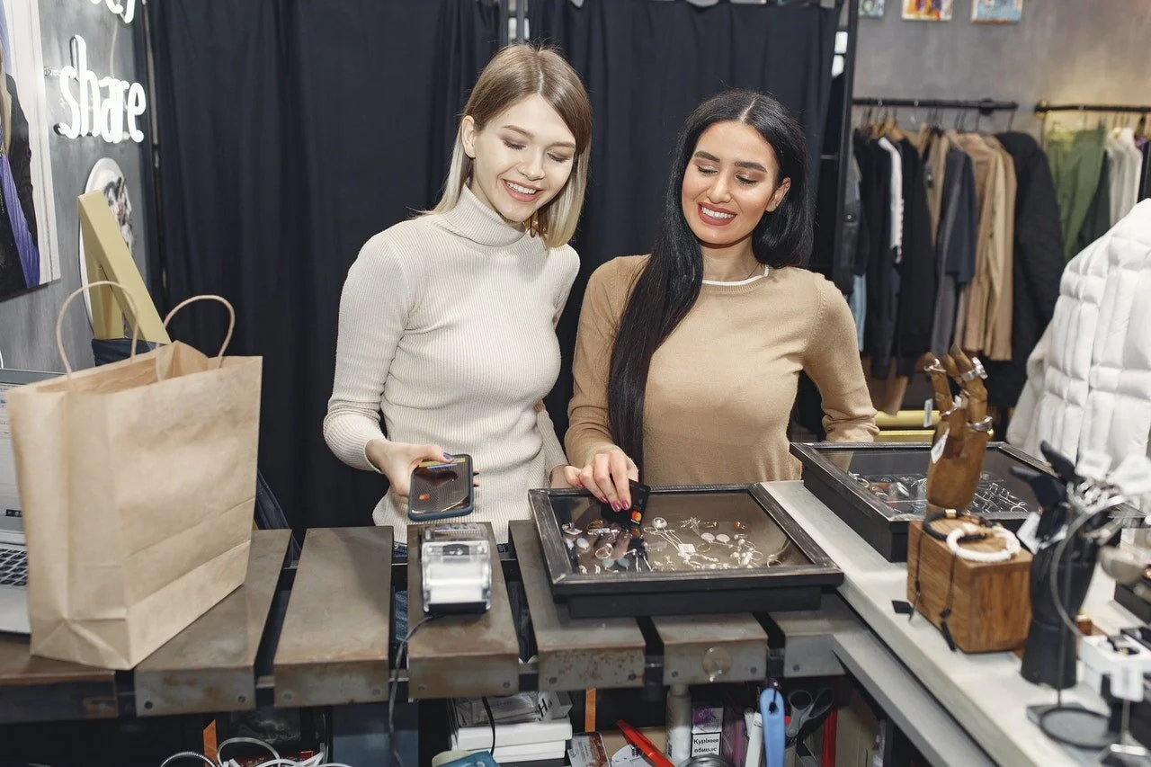 The Top 15 Ways to Find New Customers in Retail
