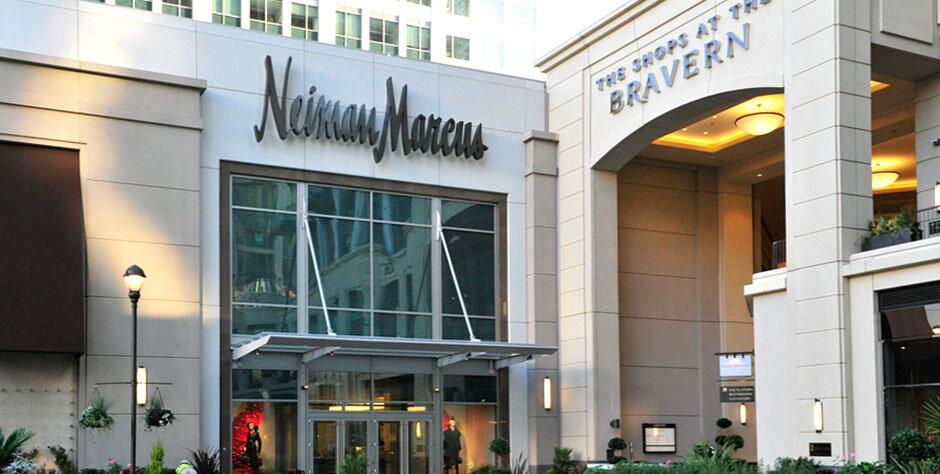 Neiman Marcus Has Its Luxury Strategy Backward - Bloomberg