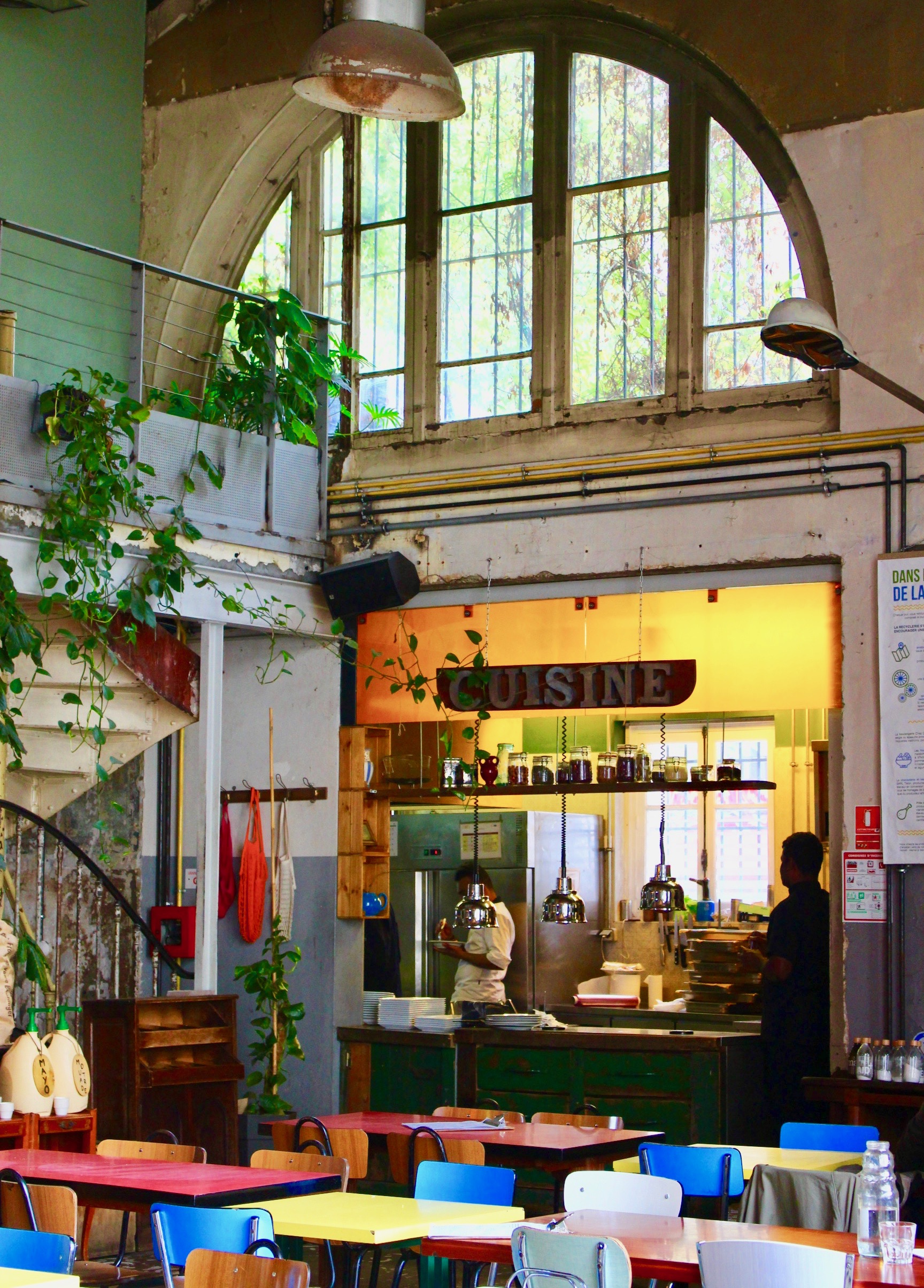 cantine-paris-18-la-recyclerie