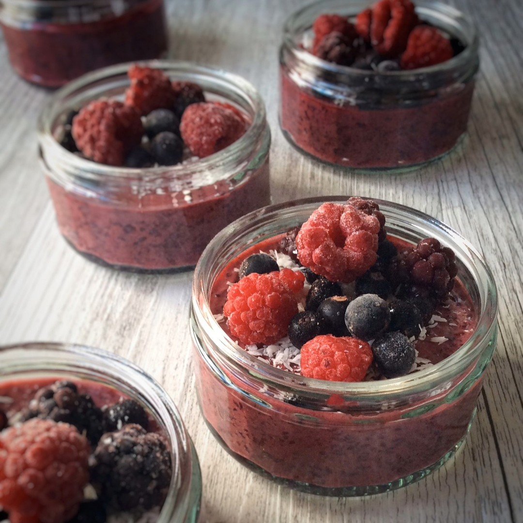 Pour profiter de la saison de framboises, voici une recette tr&egrave;s simple &agrave; r&eacute;aliser, mais que fait toujours un bon effet waow:
Pots de framboises &agrave; la citronnelle et au psyllium.
La recette est sur notre site, link dans la 