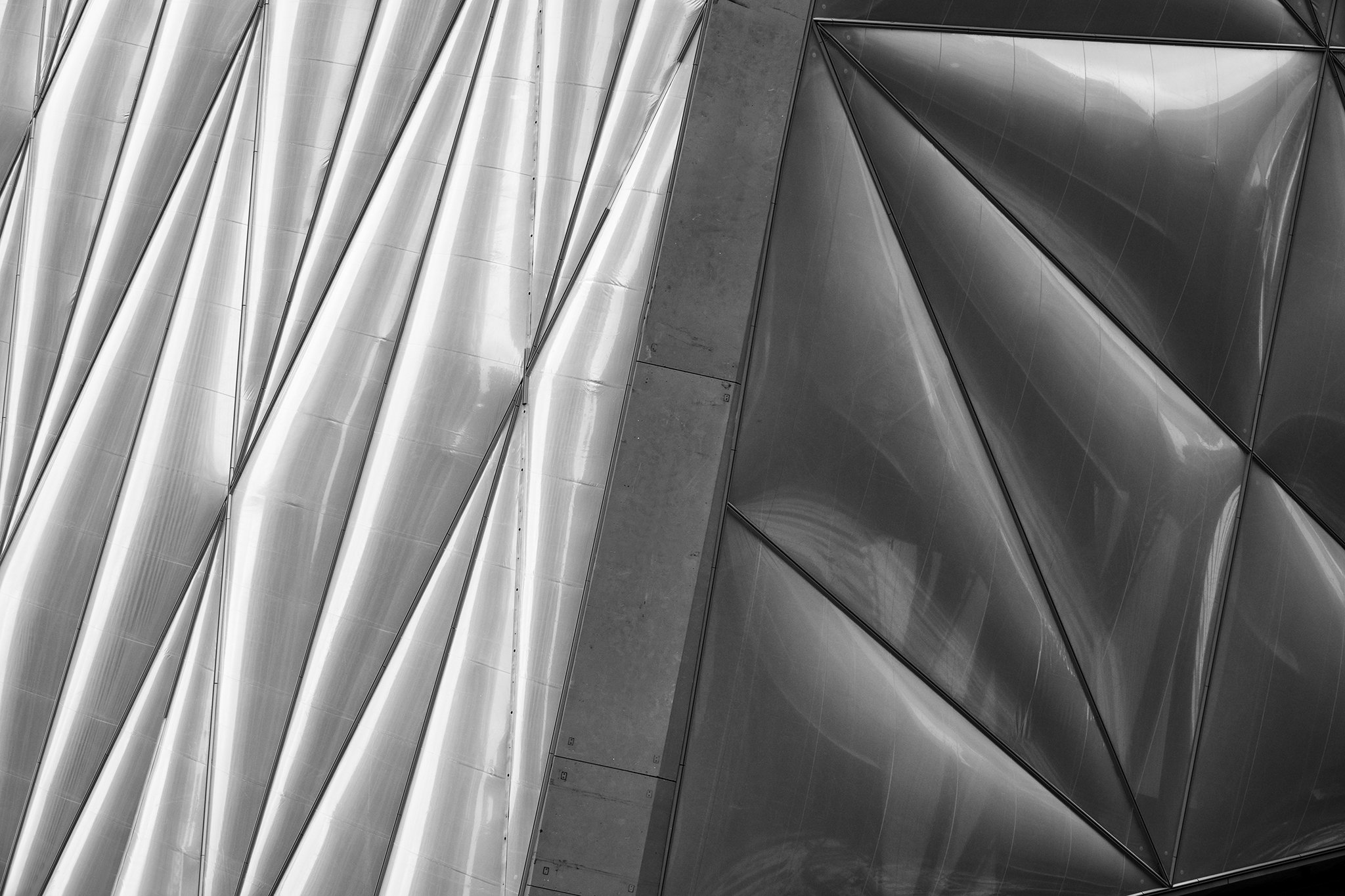 Triangles, Manhattan