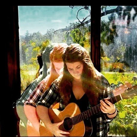 Sundays Unplugged at the Vineyard