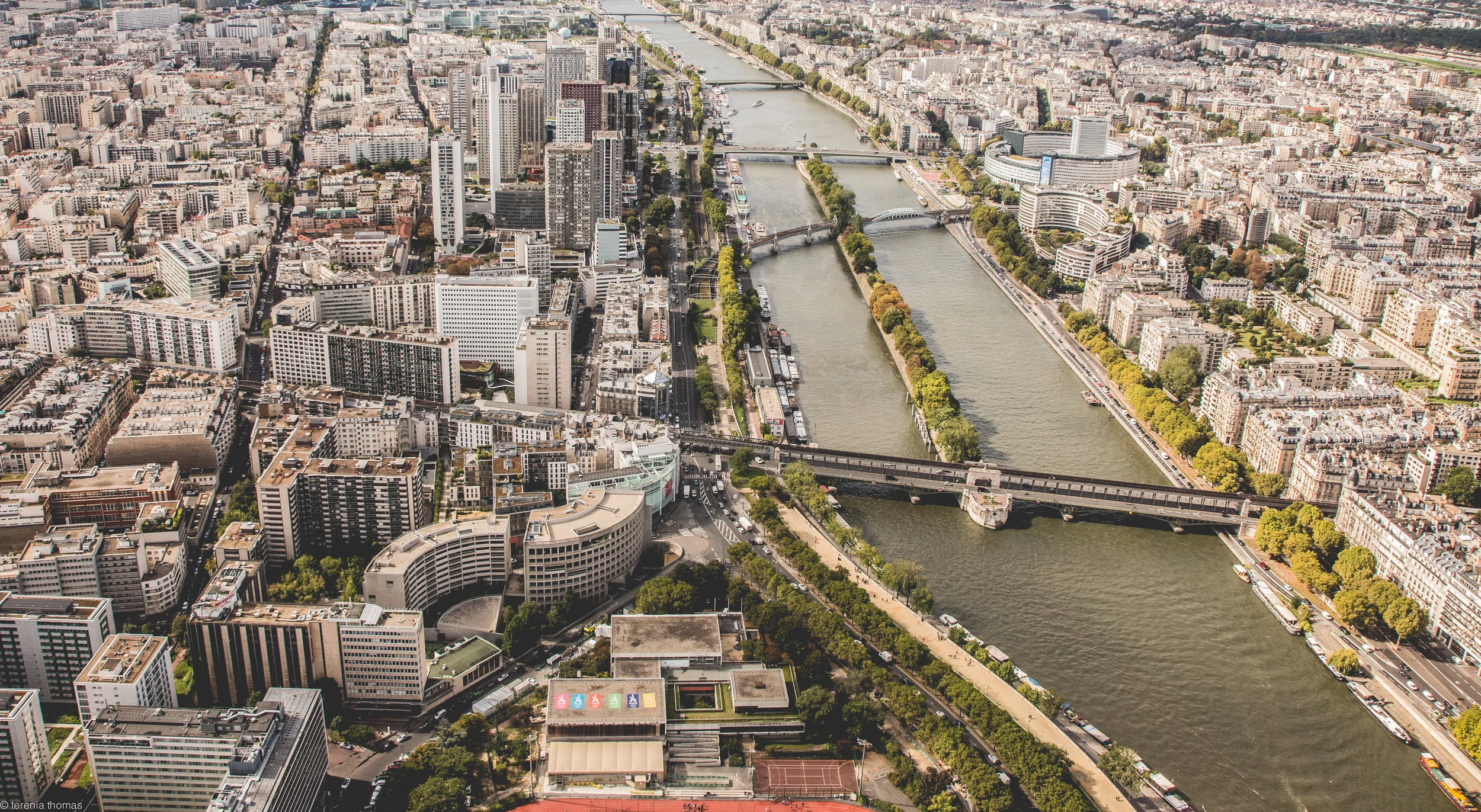 seine river - paris, france