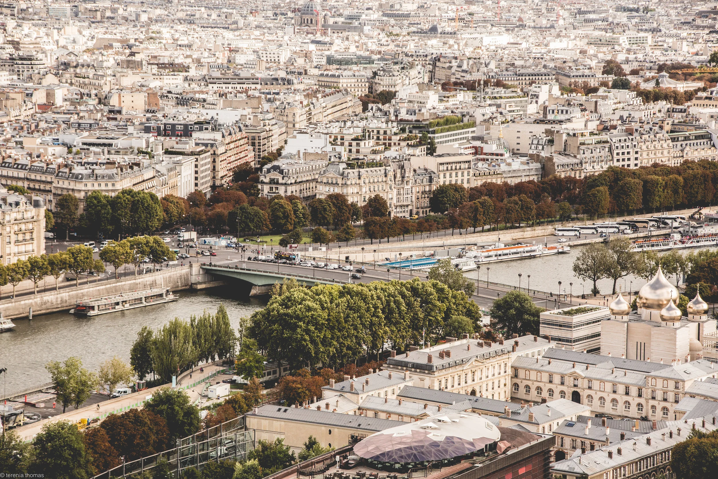 seine river - paris, france