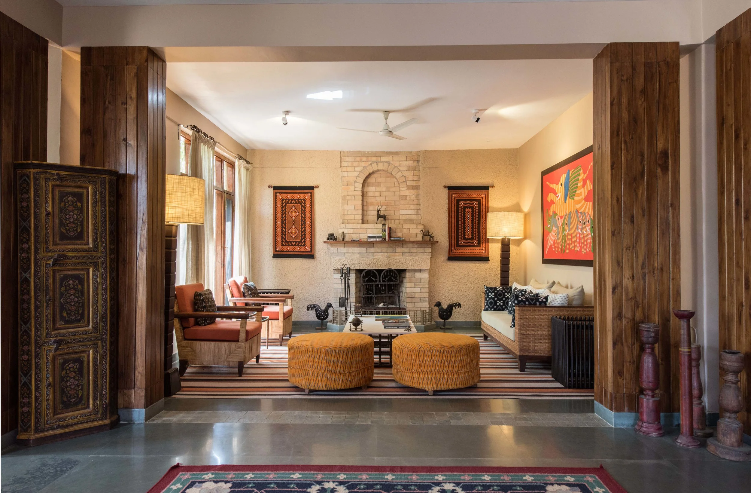 Copy of Lounge.jpg