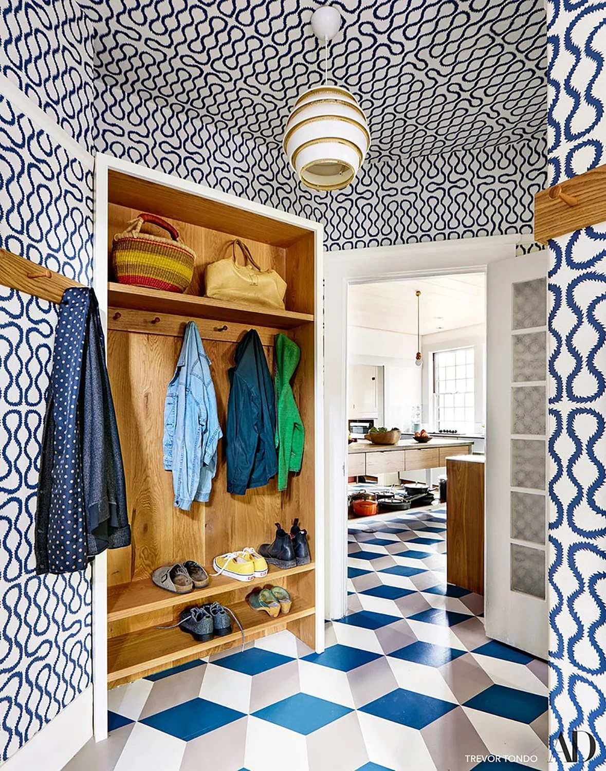 Berkeley-CA-Hills-House-Colorful-Mudroom-Patterns-Studio-Geiger-Architecture.jpg