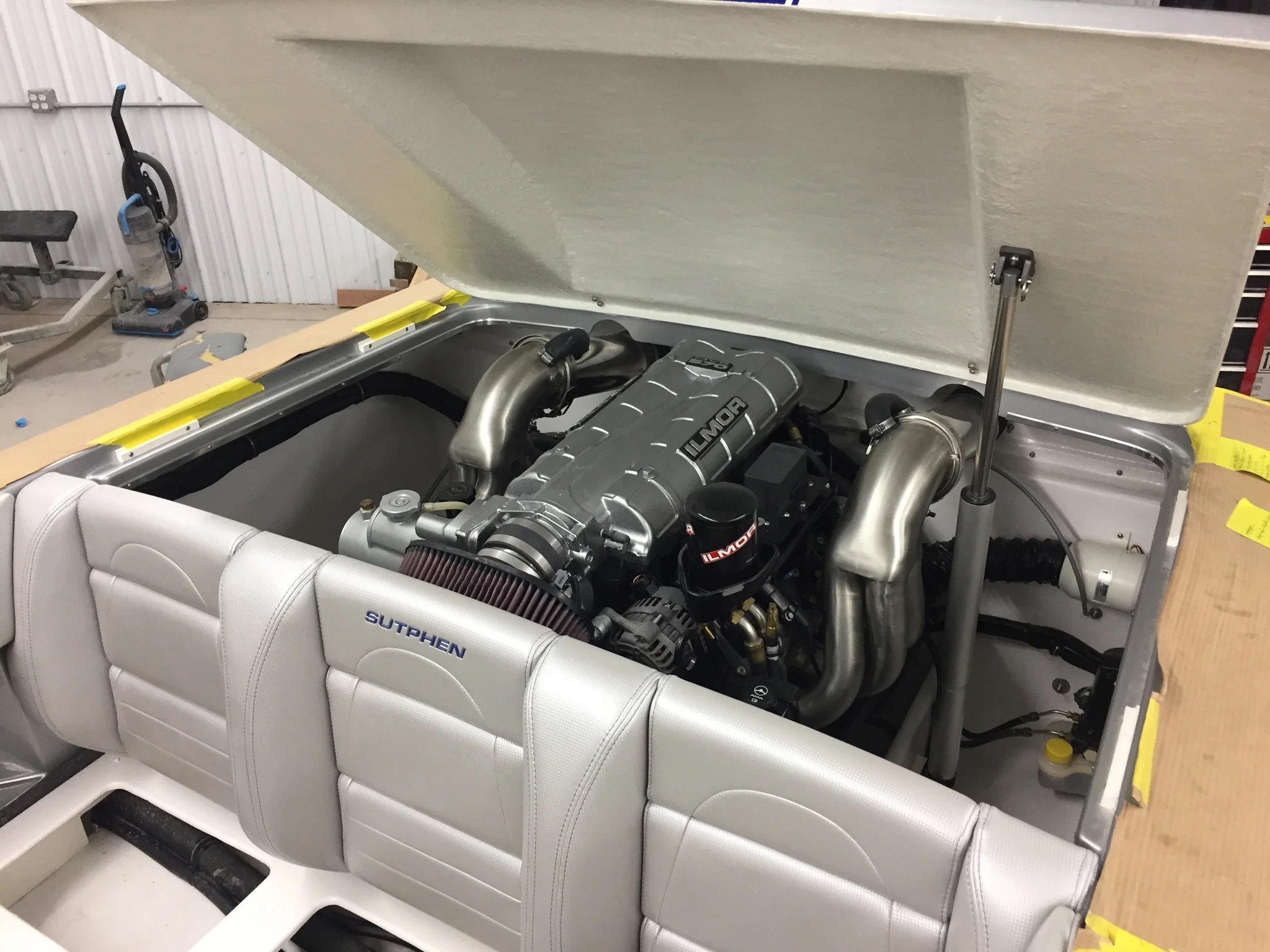The Ilmor MV8 570 is based on the GM LS architecture, but built with Ilmor internals for marine performance, with features like variable valve timing, to create a potent, lightweight package.