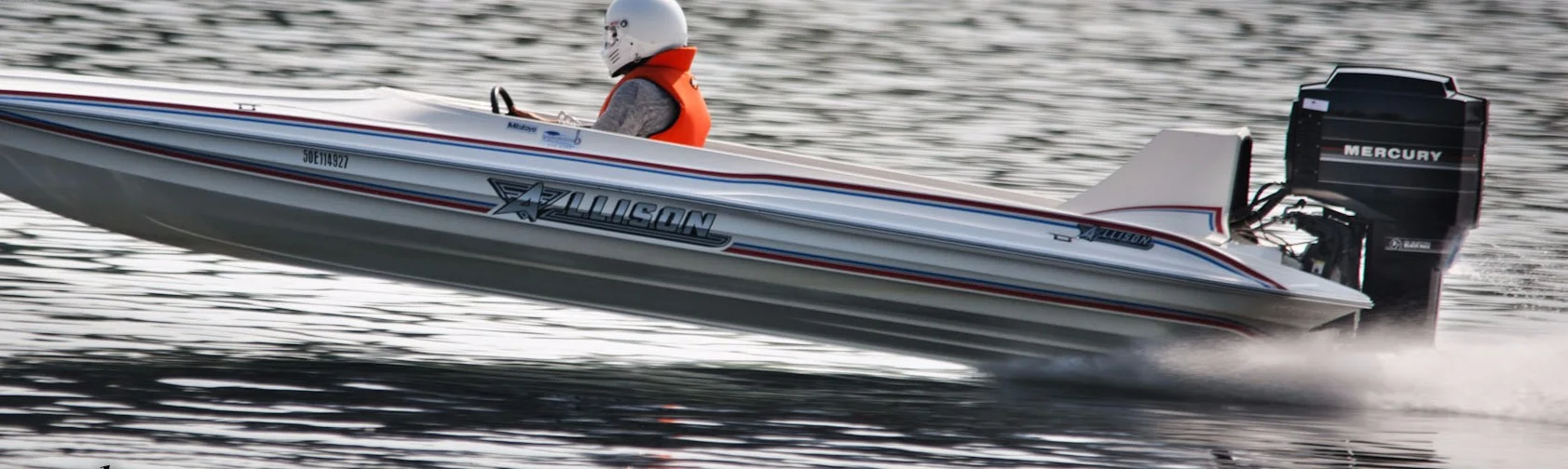 Drag racing is fun for drivers but also fun for spectators due to the short 800' run. (photo: Bob Larocque)