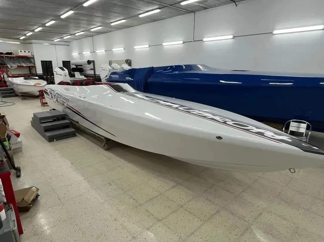 The latest Chaudron SV 27. White black and red with a red interior and a Mercury Racing 450R. 
#chaudronmiami #chaudronpowerboats