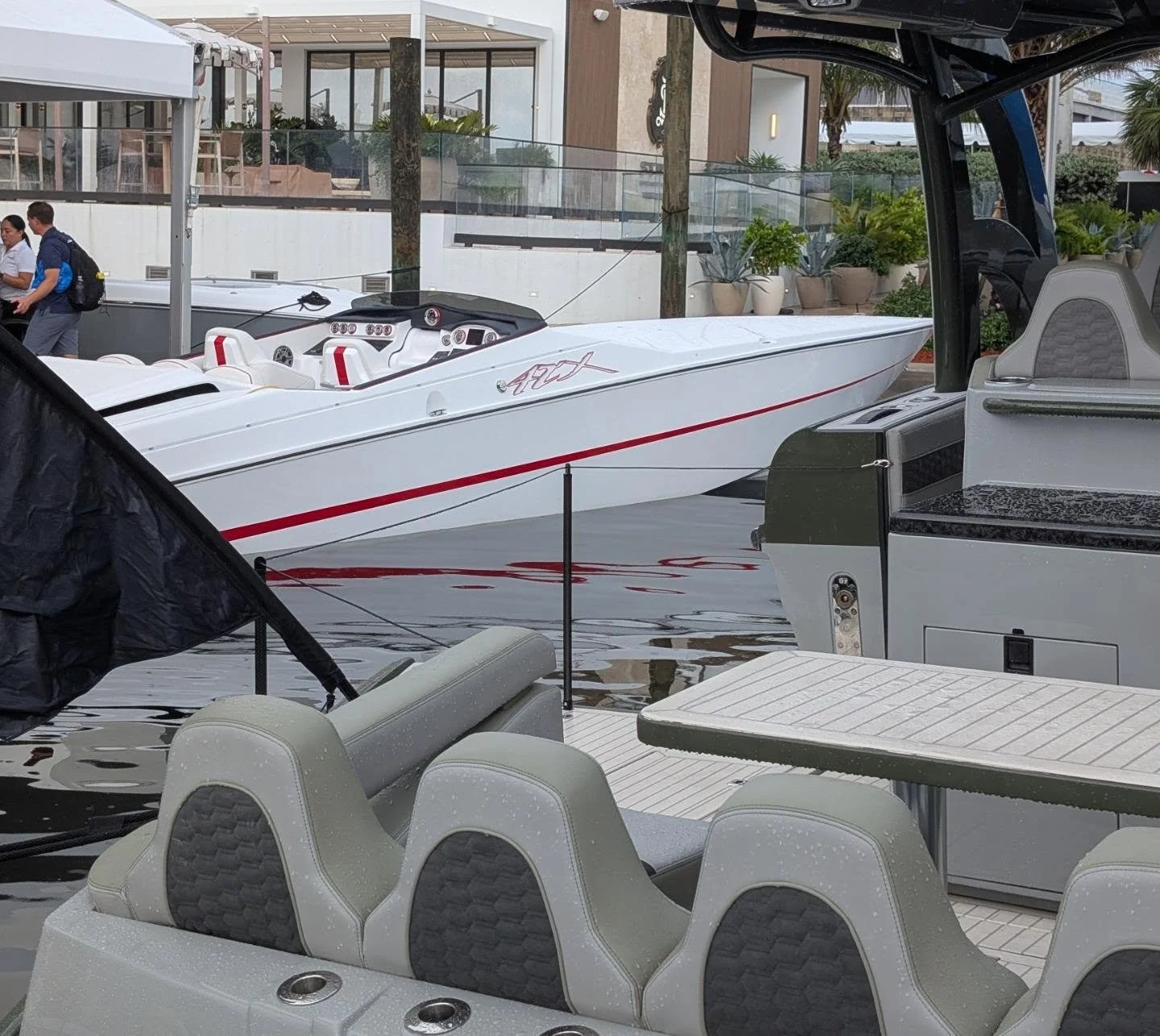 Fort Lauderdale boat show is more about fishing boats and yachts. Here are a couple of boats I spotted, 42X, Nor-Tech, Formula 36 and a couple Northstar RIBs.
#wavetowave #fastboats