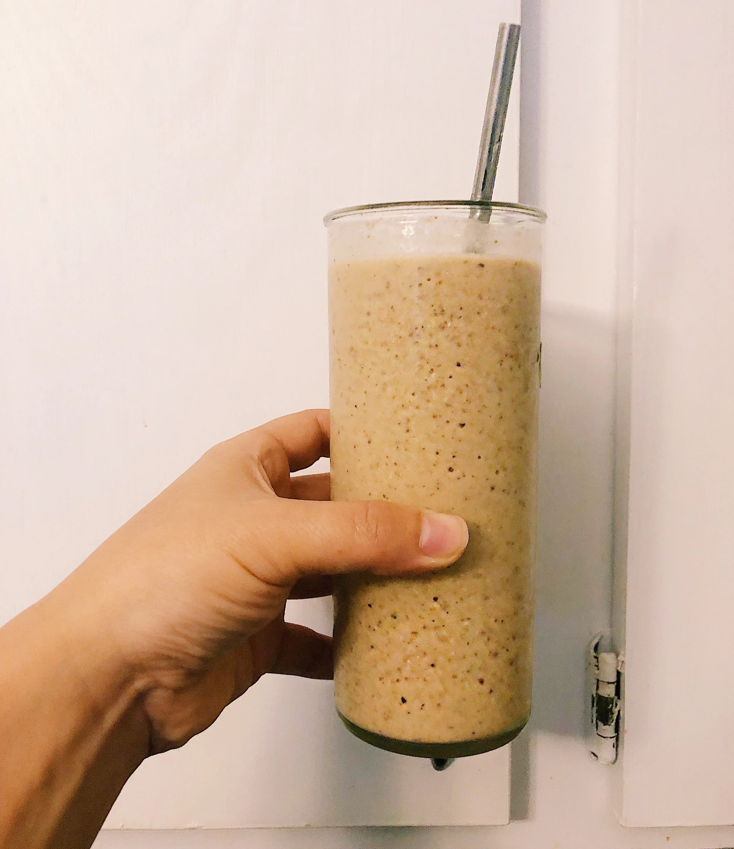 My Favorite (and Filling) Breakfast Smoothie