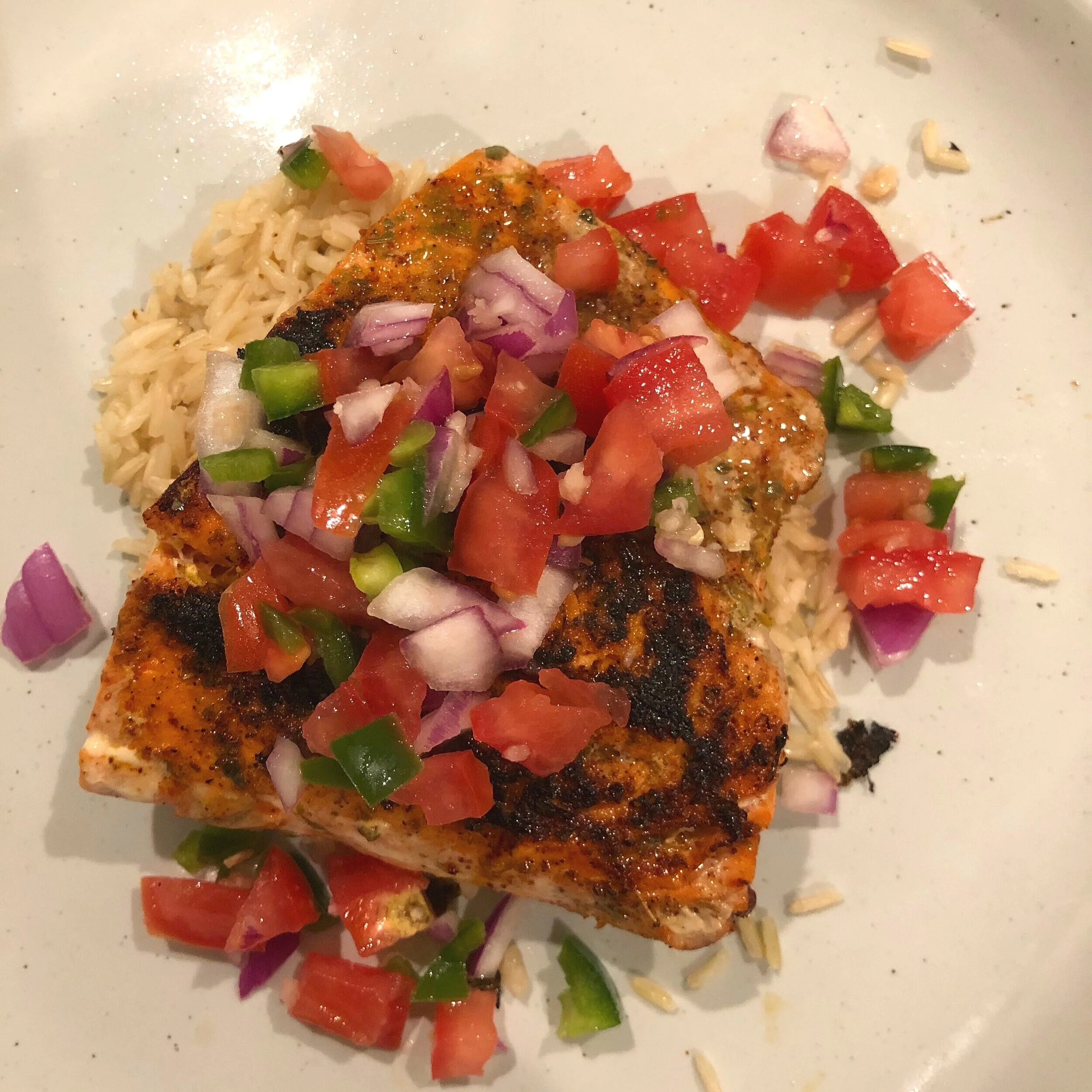 Chili Lime Salmon with Pico de Gallo