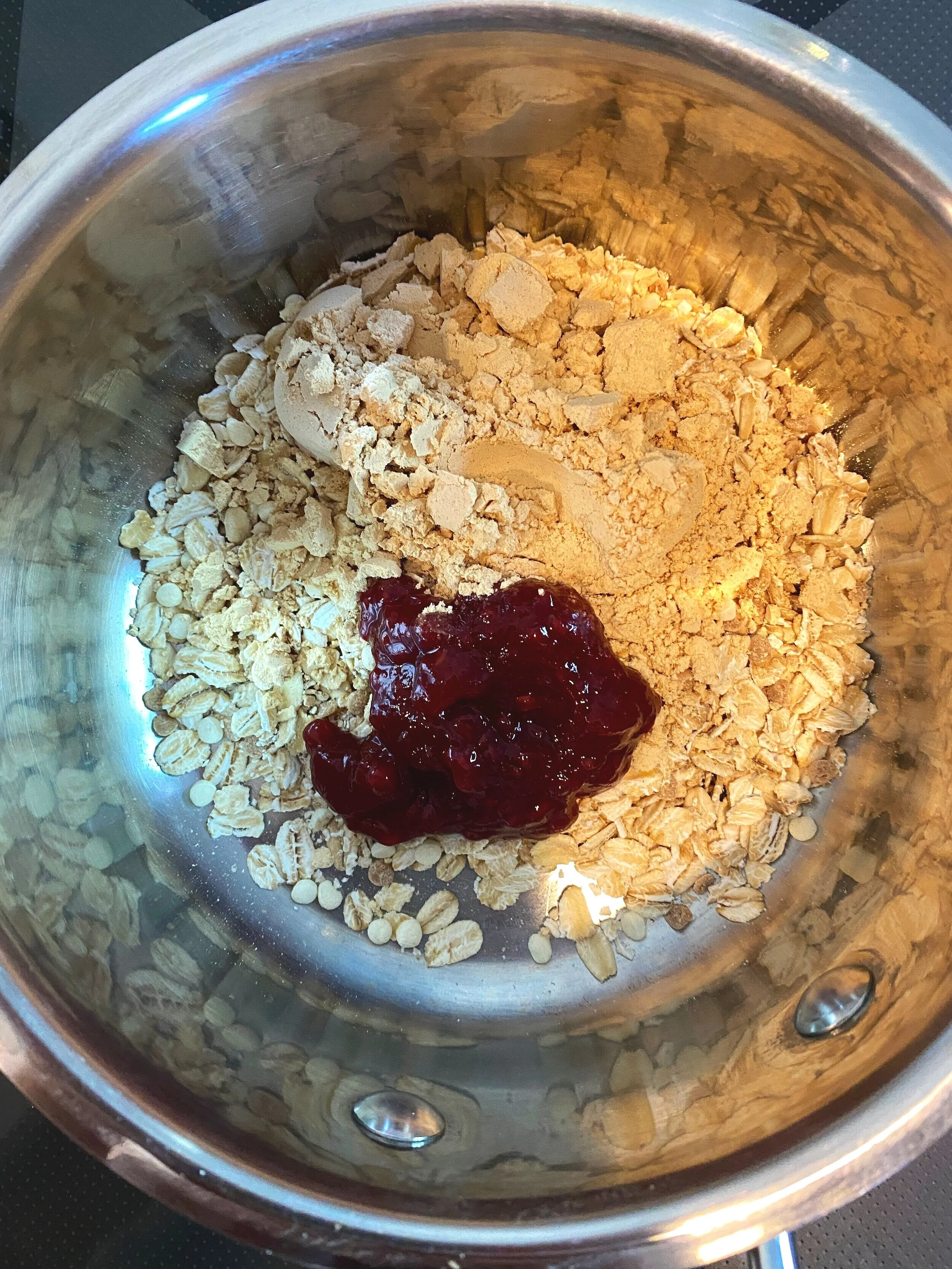 High Protein, Lower Calorie PB&amp;J Oatmeal