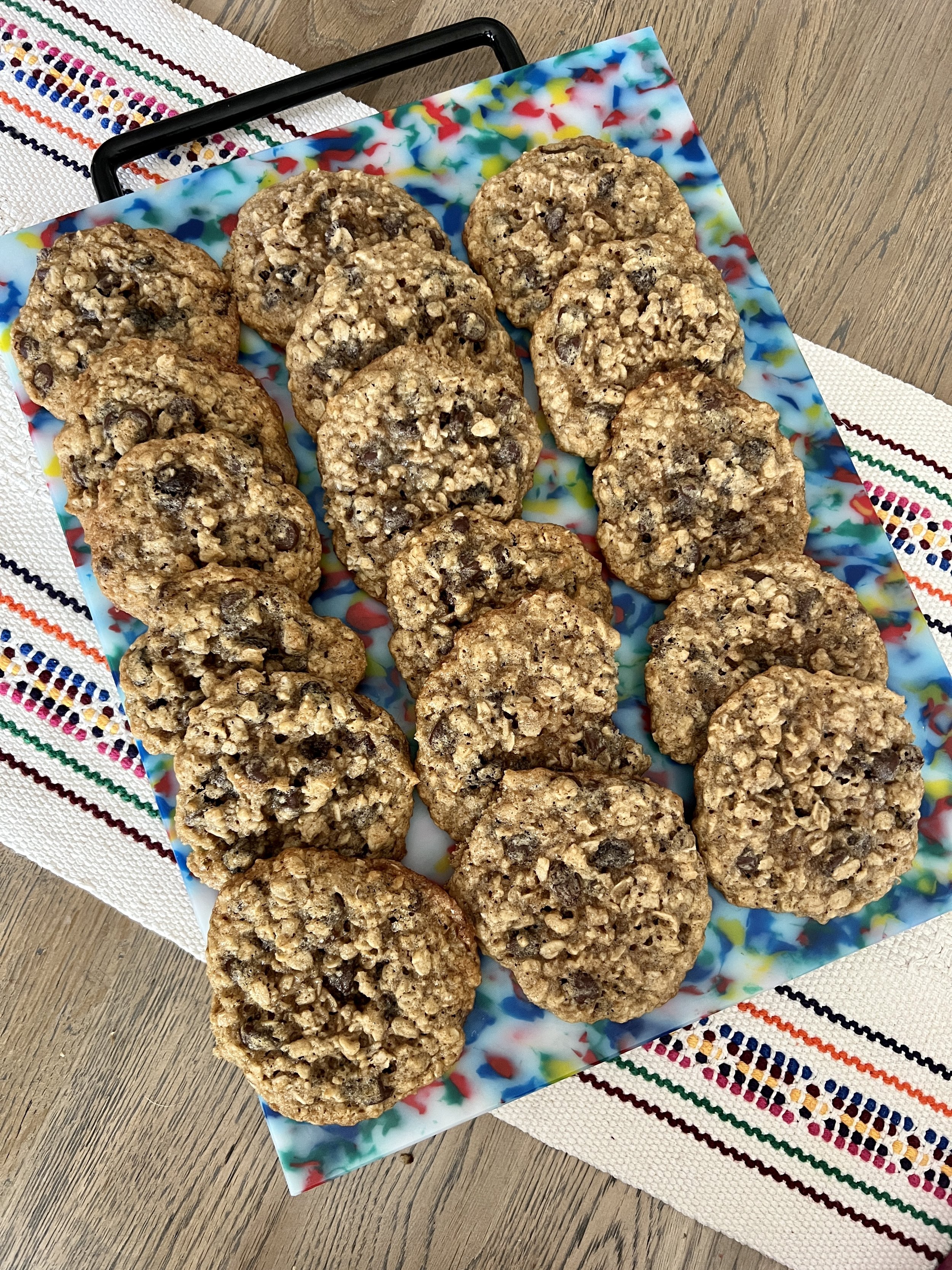 The Most Amazing Oatmeal Chocolate Chip Cookies Ever