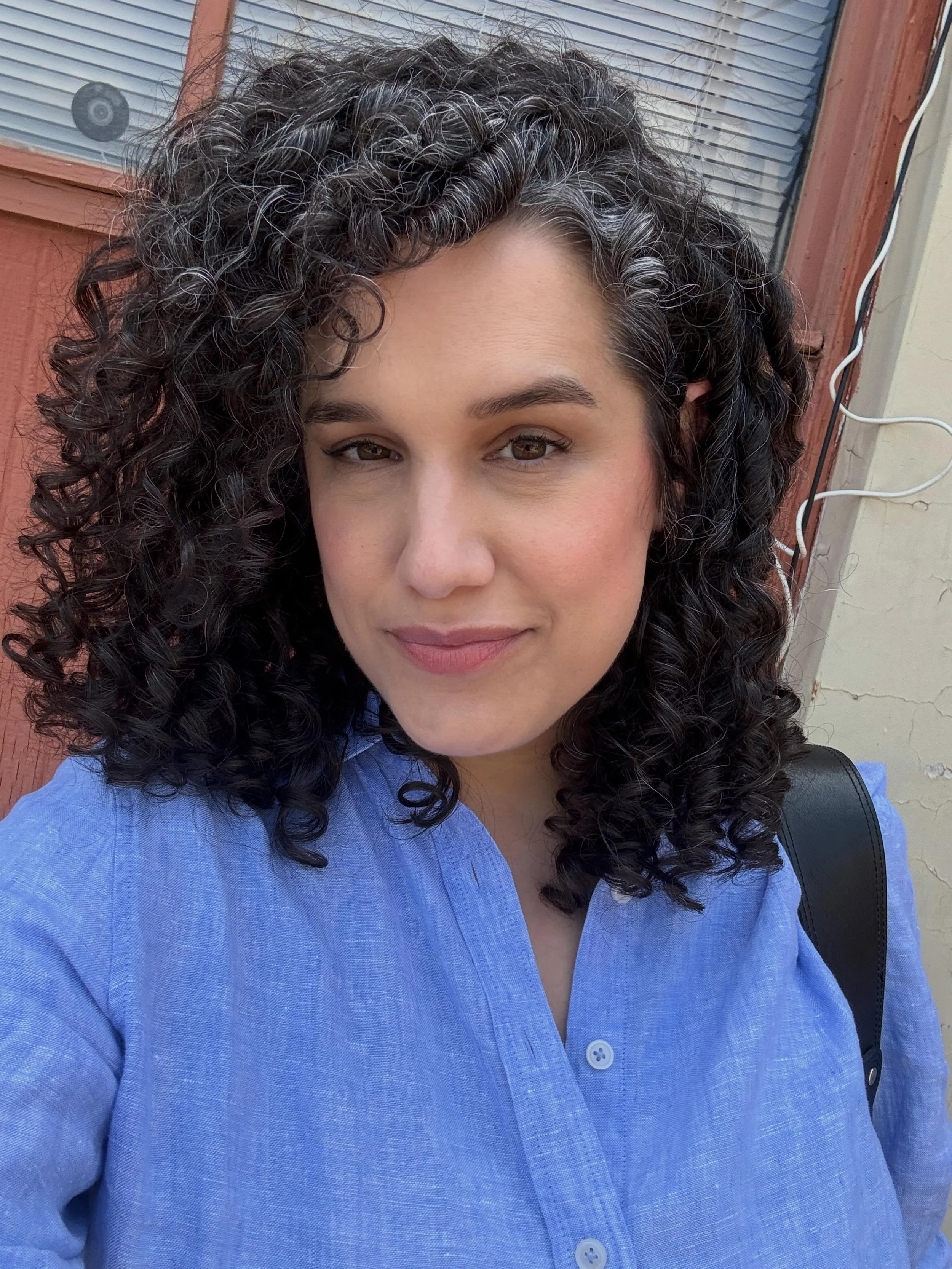 can we have a fucking MOMENT for the hair?????? if you&rsquo;ve been around for at least a few years, you know i&rsquo;ve been on a jOuRnEy &mdash; getting bangs, chopping it all off, fucking with color, growing it back out. we&rsquo;ve come a long w