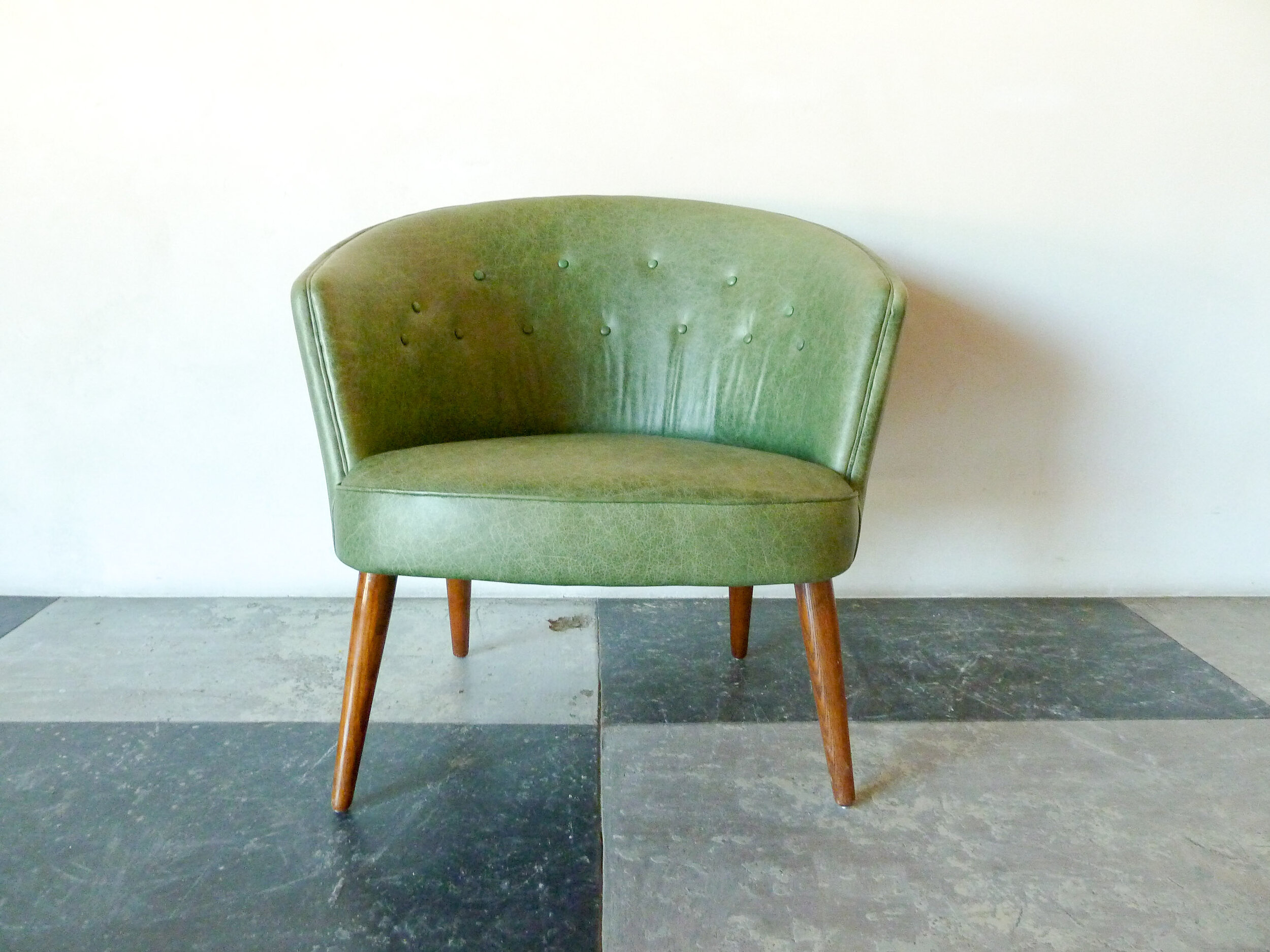 DANISH EASY CHAIR IN GREEN LEATHER 