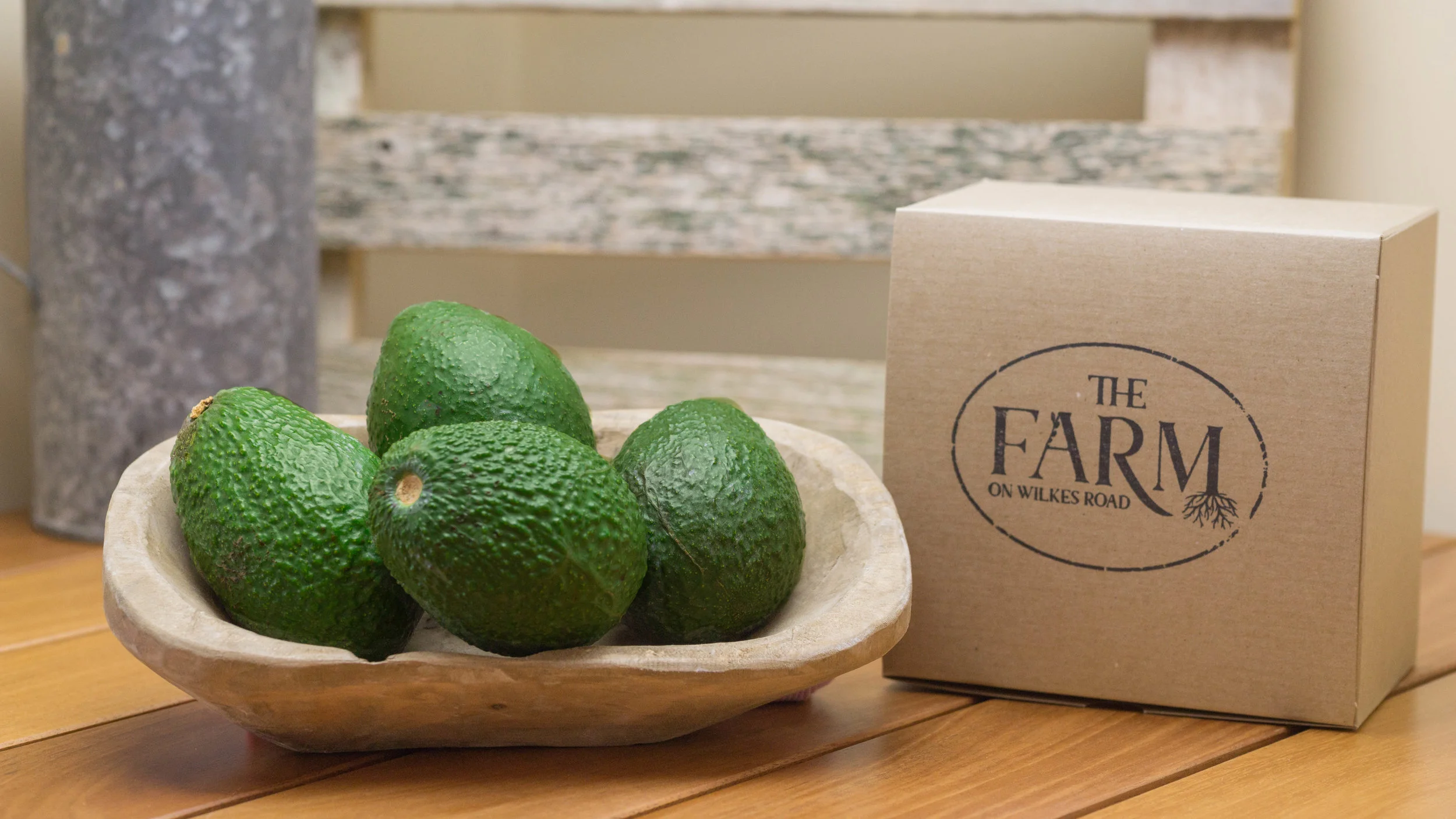 Mail Order - Avocado gift box