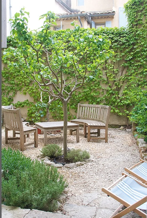 1 Bedroom Apartment Apt, France — Marston House Vinalhaven is OPEN by