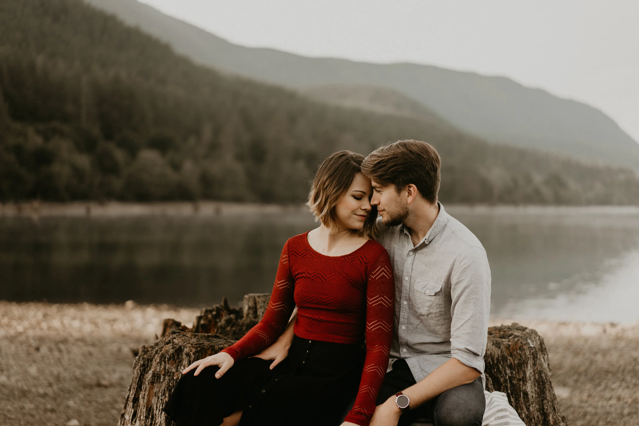 Famous tree stumps by rattlesnake alpine lake for engagement photos