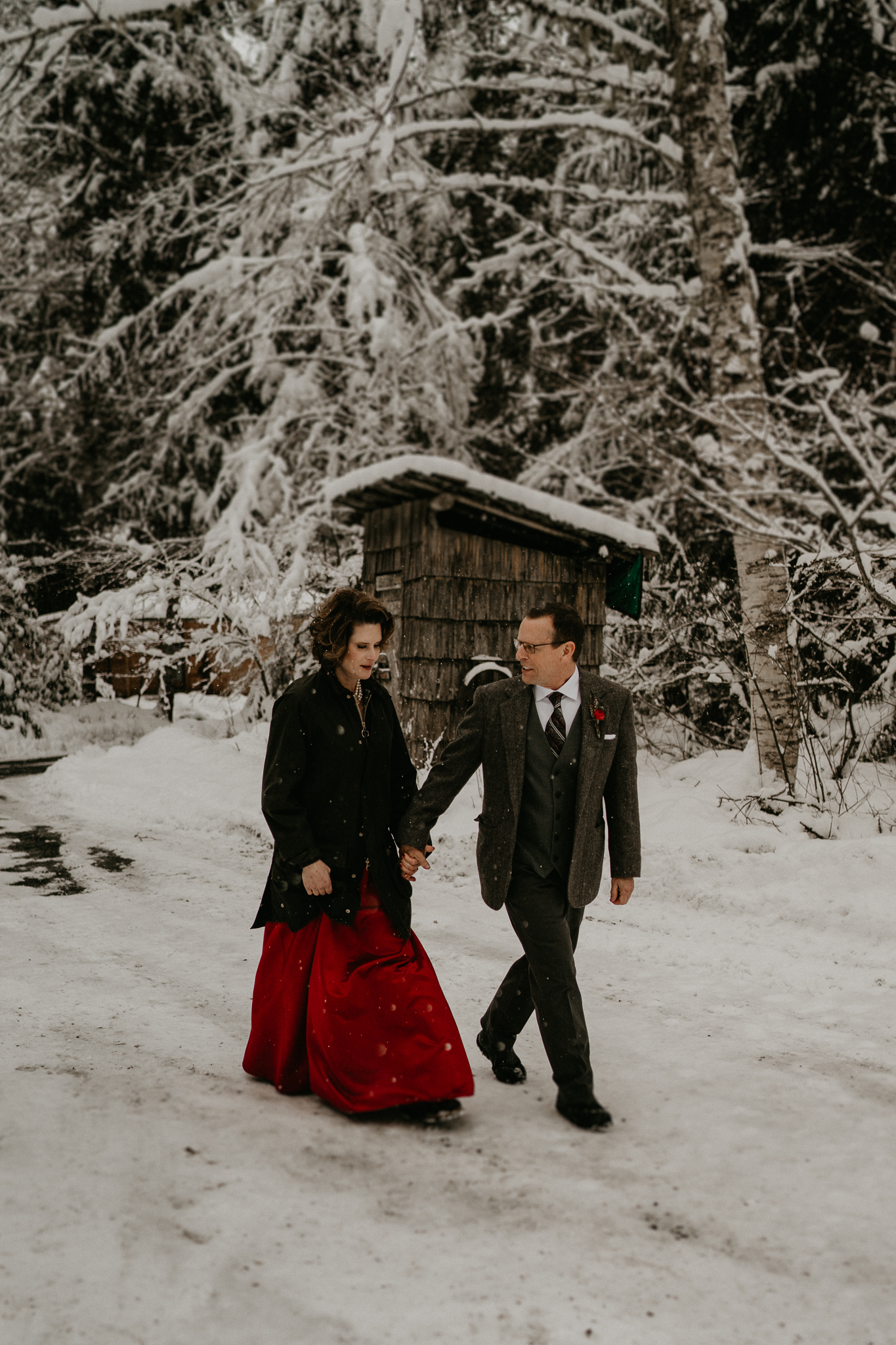 Mount-Rainier-Snow-Winter-Elopement-Adventure-Photographer2-28.jpg