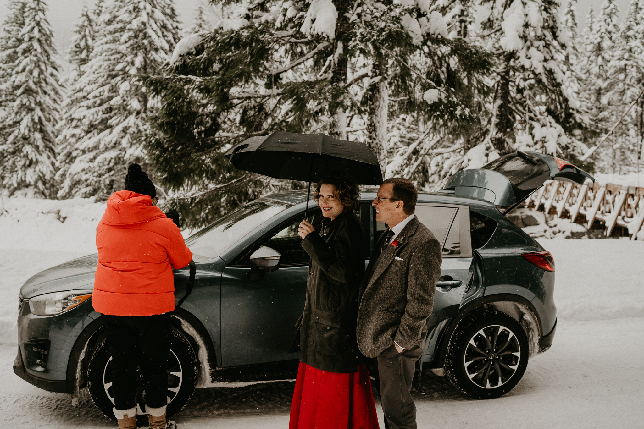 Mount-Rainier-Snow-Winter-Elopement-Adventure-Photographer2-32.jpg