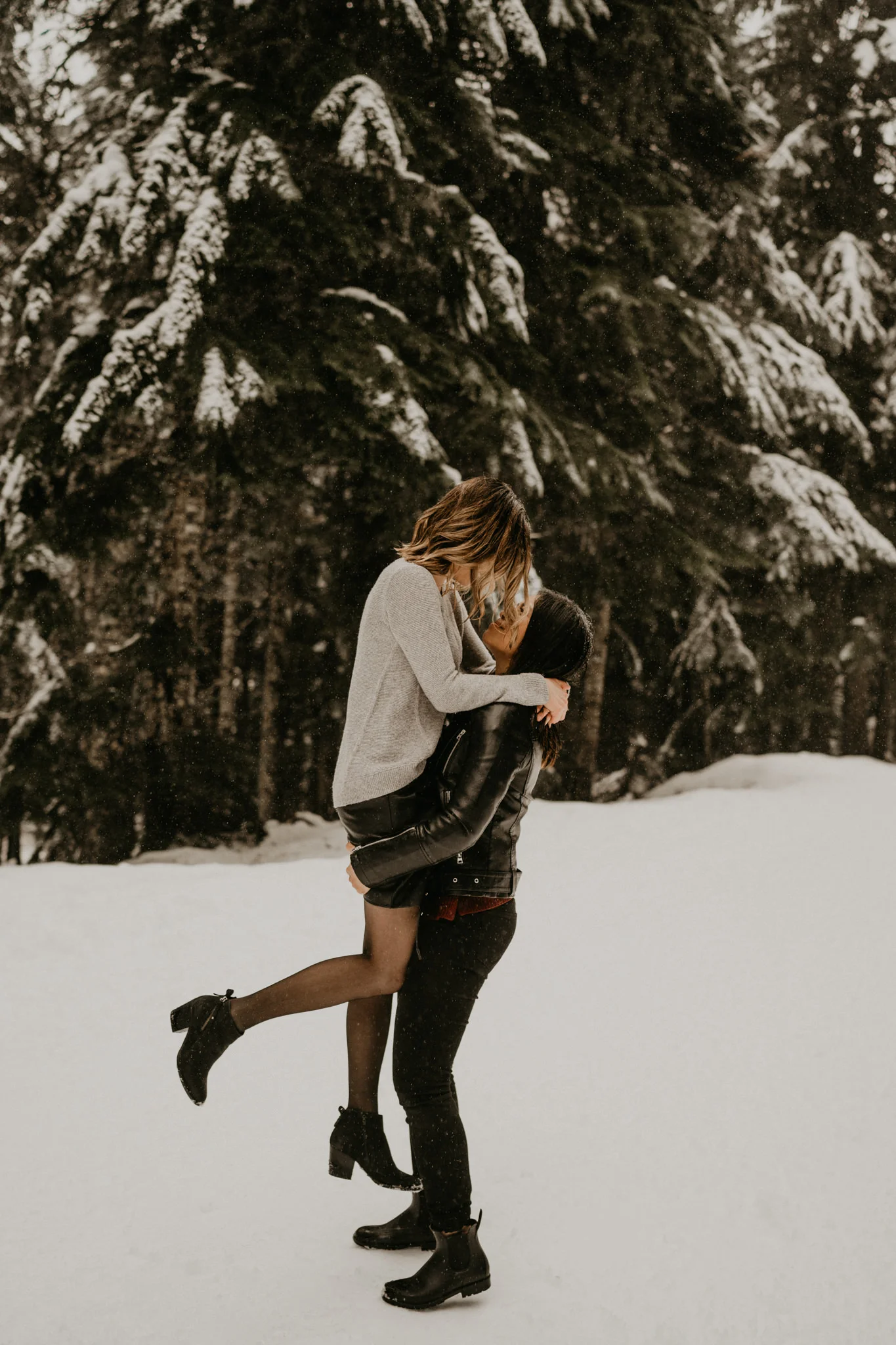 Snoqualmie Pass Seattle Tacoma Washington Portland Oregon Engagement Elopement Wedding Photographer Snow Gold Creek Pond Lake Rattlesnake Hiking Trail Ledge-9.jpg