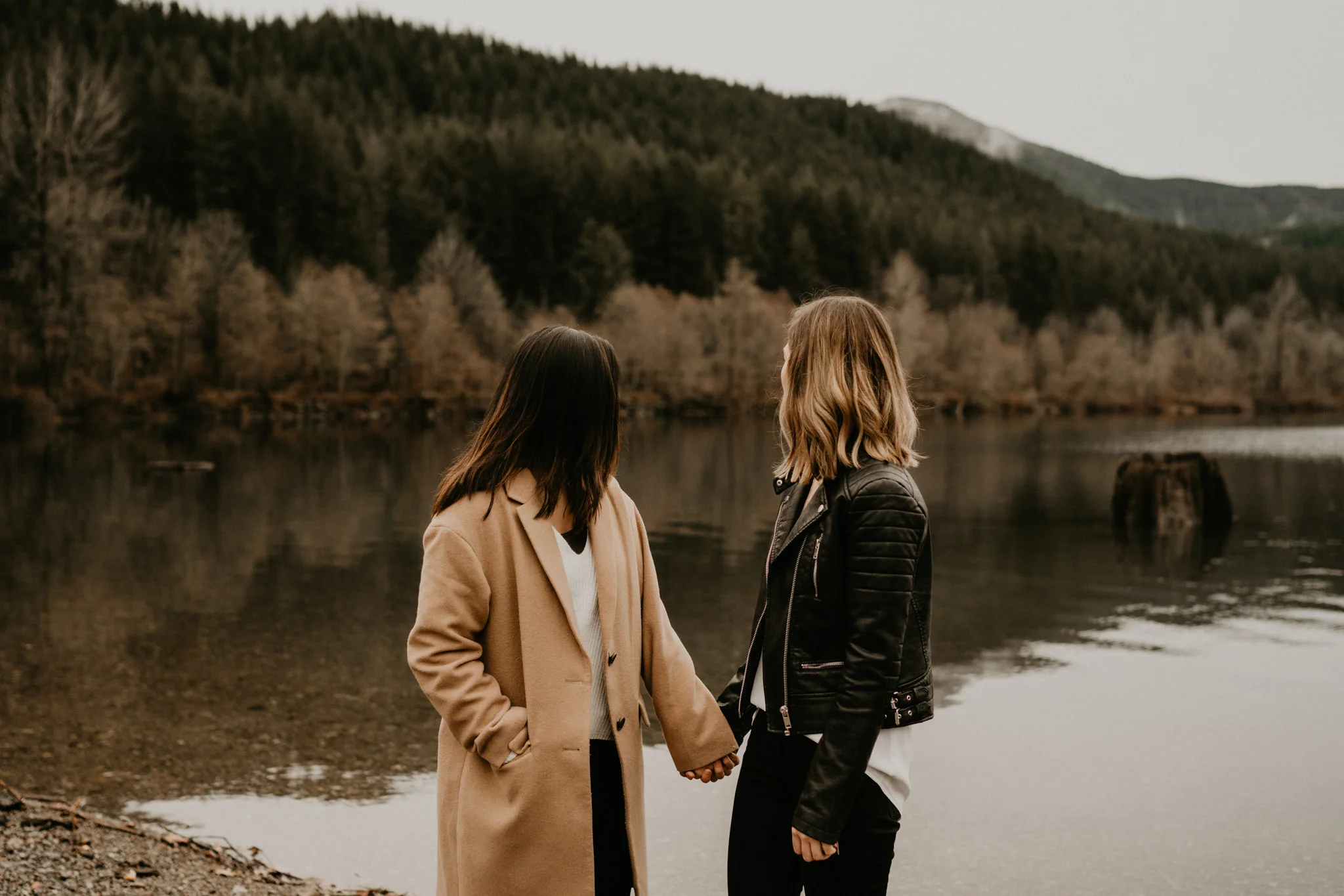 Snoqualmie Pass Seattle Tacoma Washington Portland Oregon Engagement Elopement Wedding Photographer Snow Gold Creek Pond Lake Rattlesnake Hiking Trail Ledge-13.jpg