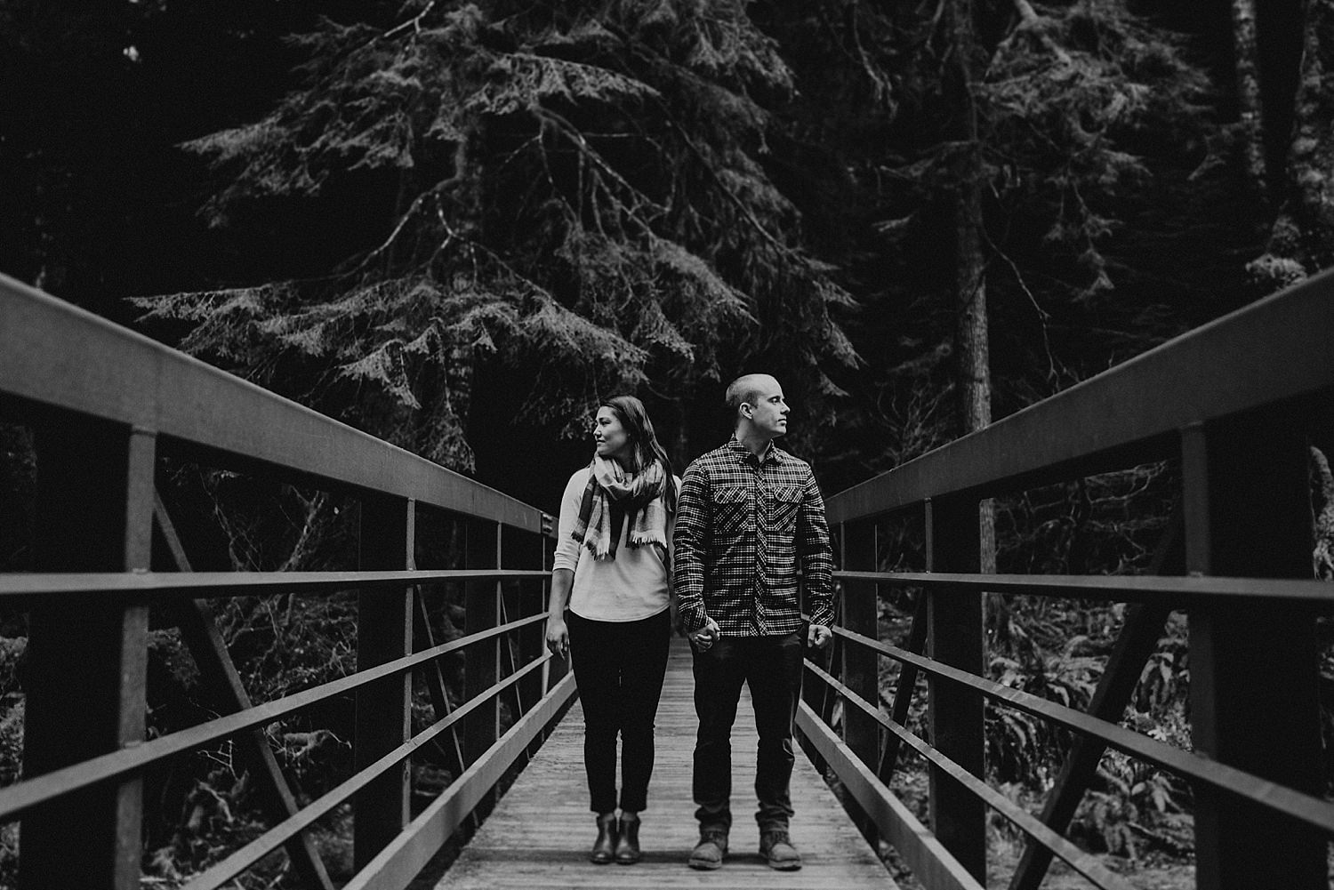 Lake-Crescent-Mount-Storm-King-Hiking-Adventure-Engagement-Seattle-Wedding-Photographer_0031.jpg