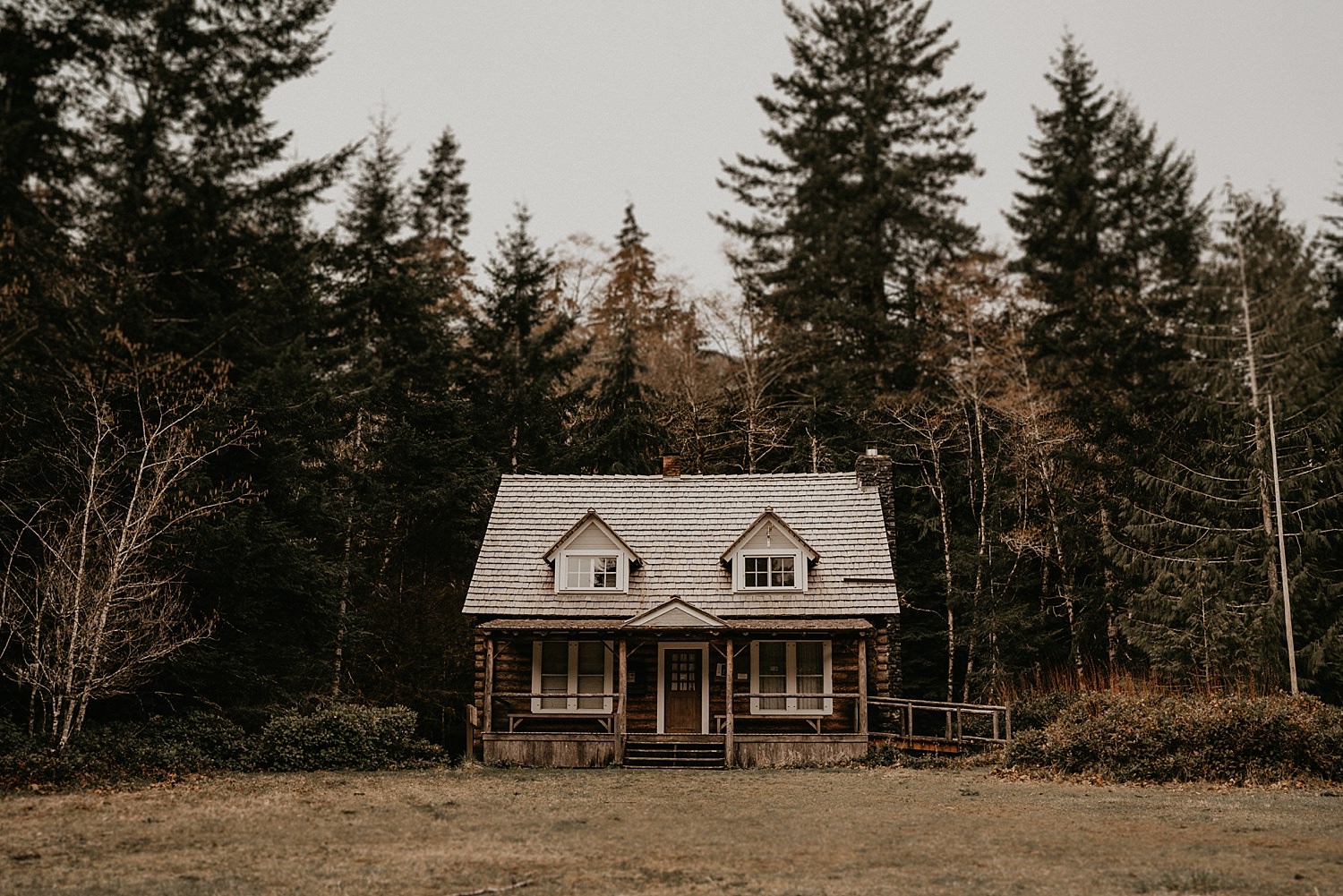 Storm King Ranger Station PNW Wonderland PNW adventure PNW cool places to take photos henry tieu photography