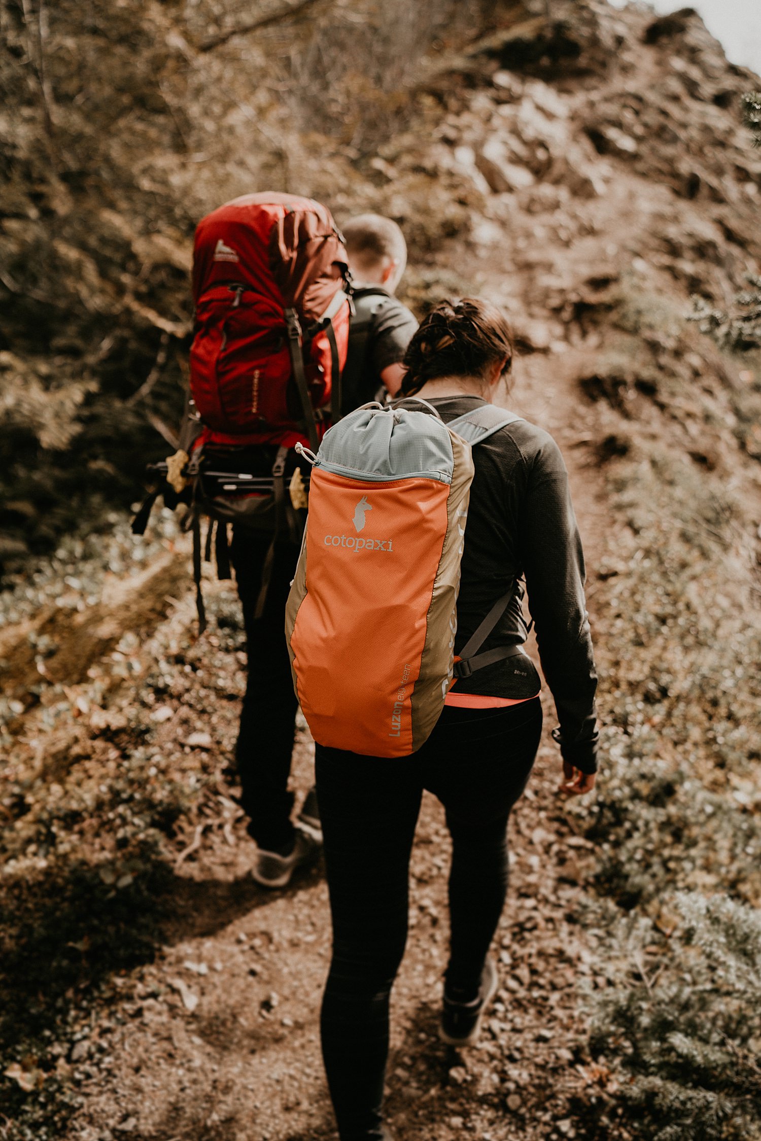 Lake-Crescent-Mount-Storm-King-Hiking-Adventure-Engagement-Seattle-Wedding-Photographer_0060.jpg
