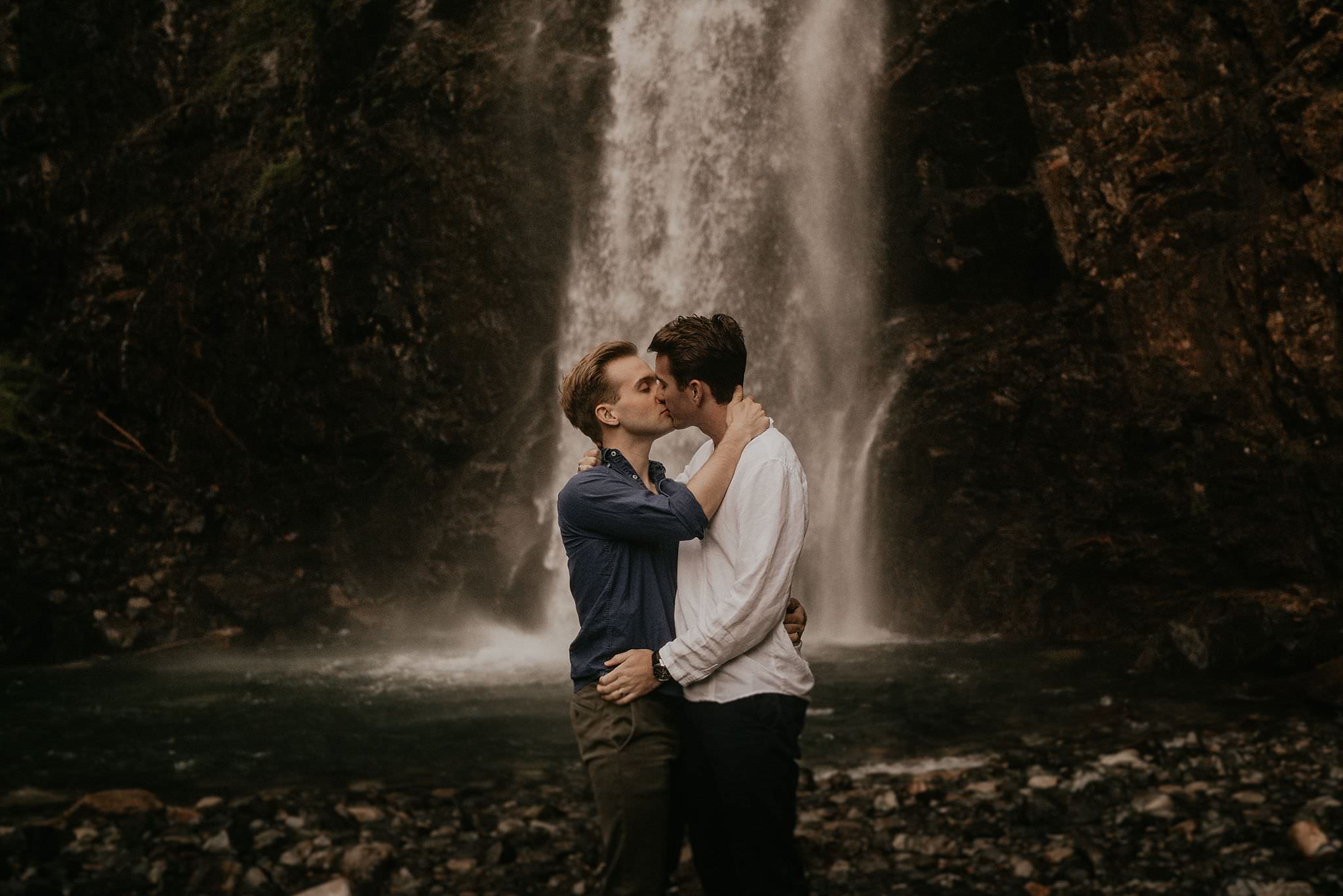 Gay Dating Sites In Seattle Washington