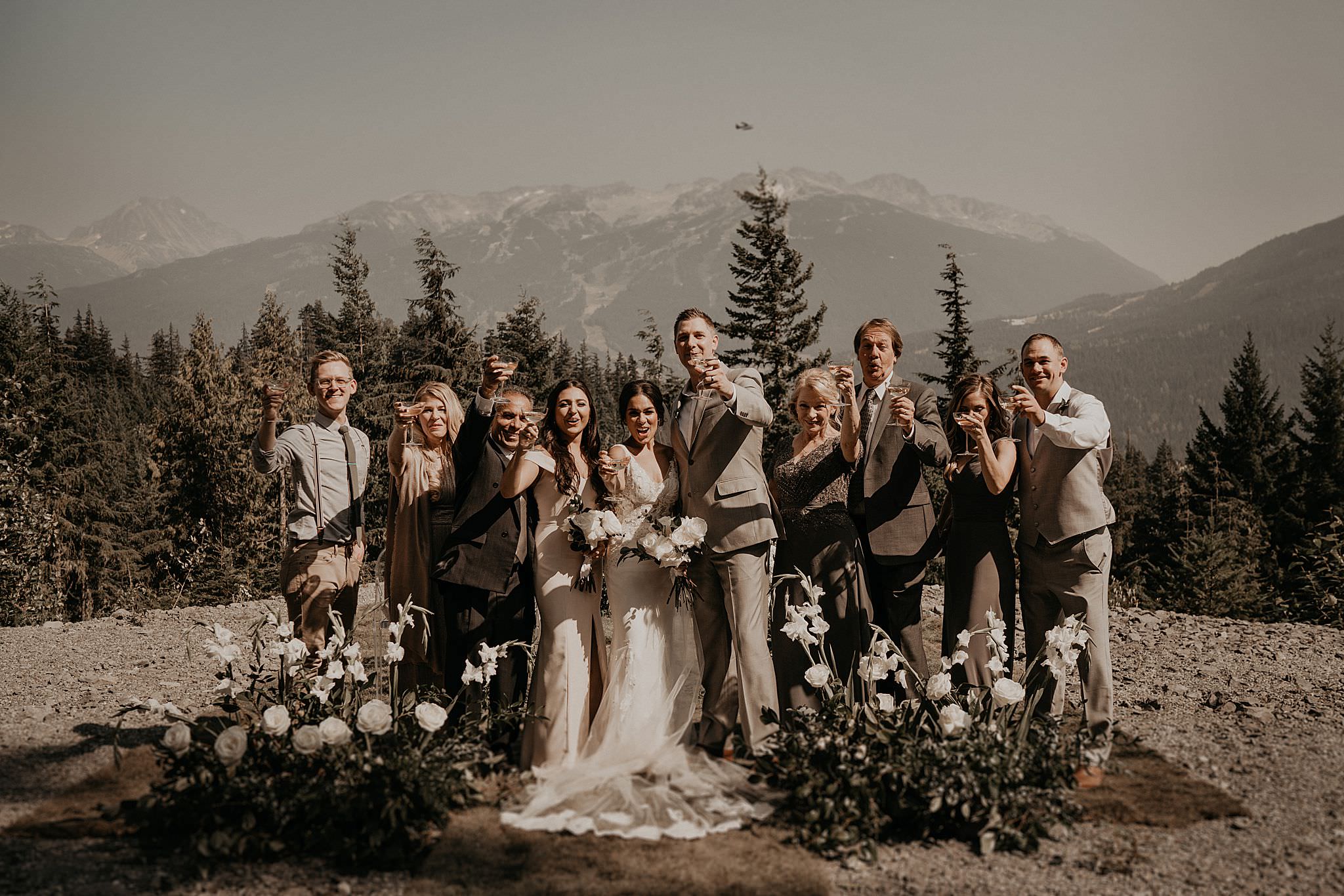 whistler-mountain-helicopter-elopement-wedding_0069.jpg