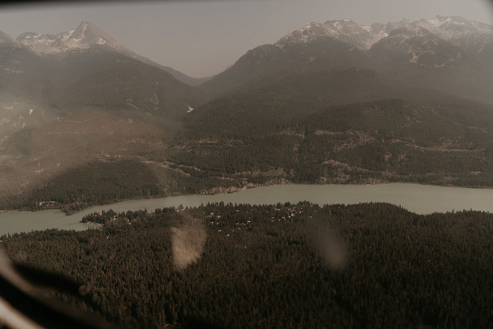 whistler-mountain-helicopter-elopement-wedding_0081.jpg