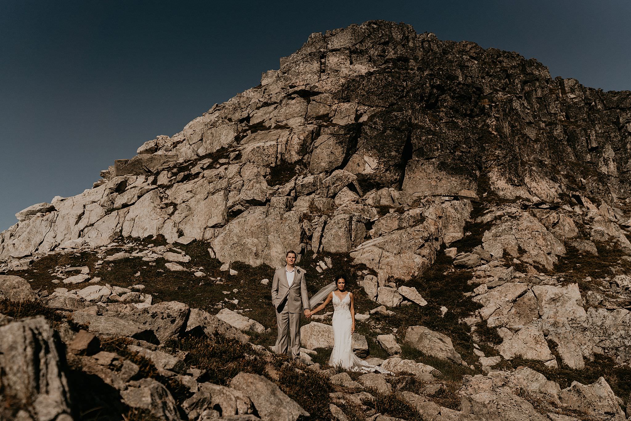 whistler-mountain-helicopter-elopement-wedding_0106.jpg