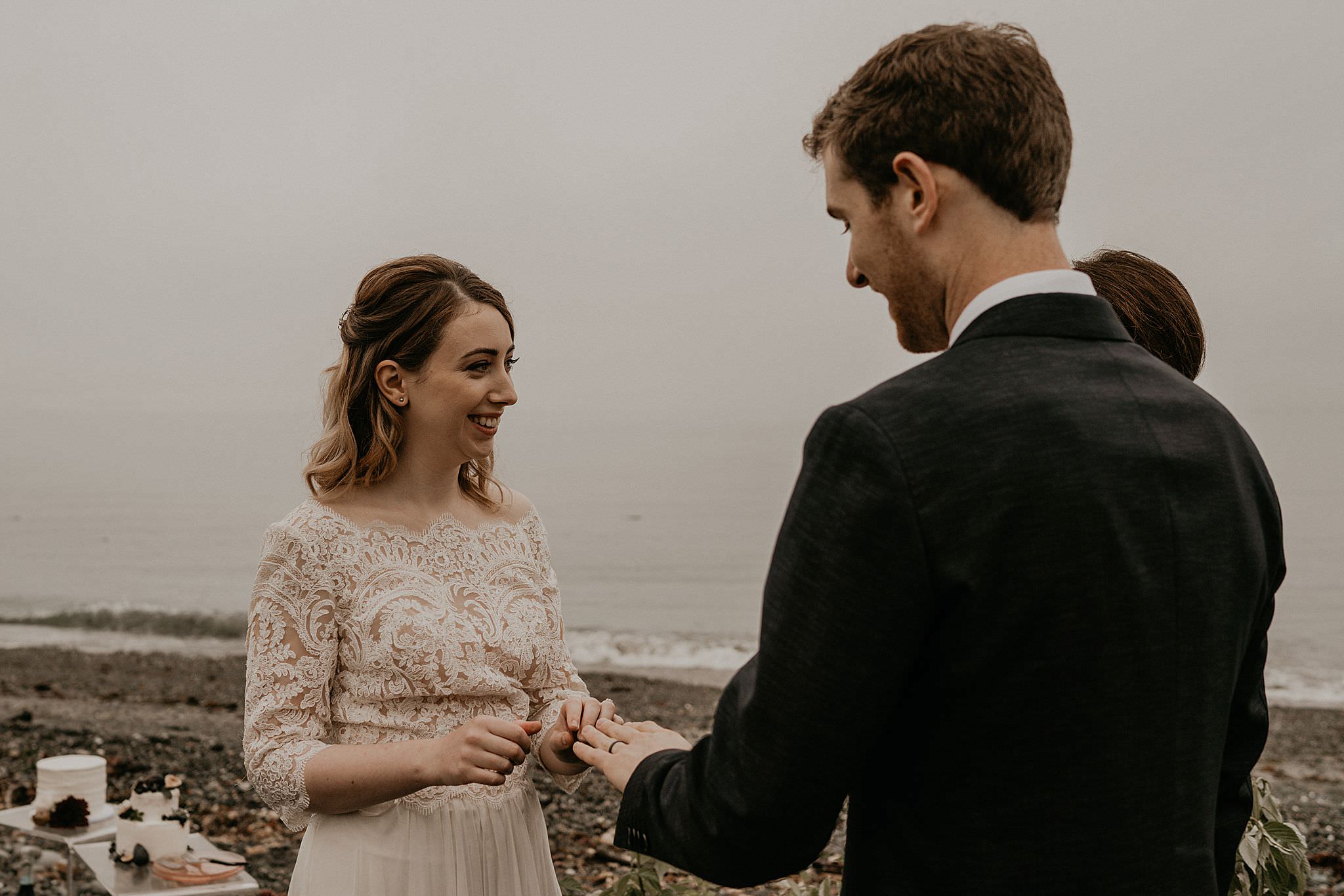 whidbey-island-wedding-intimate-elopement_0043.jpg