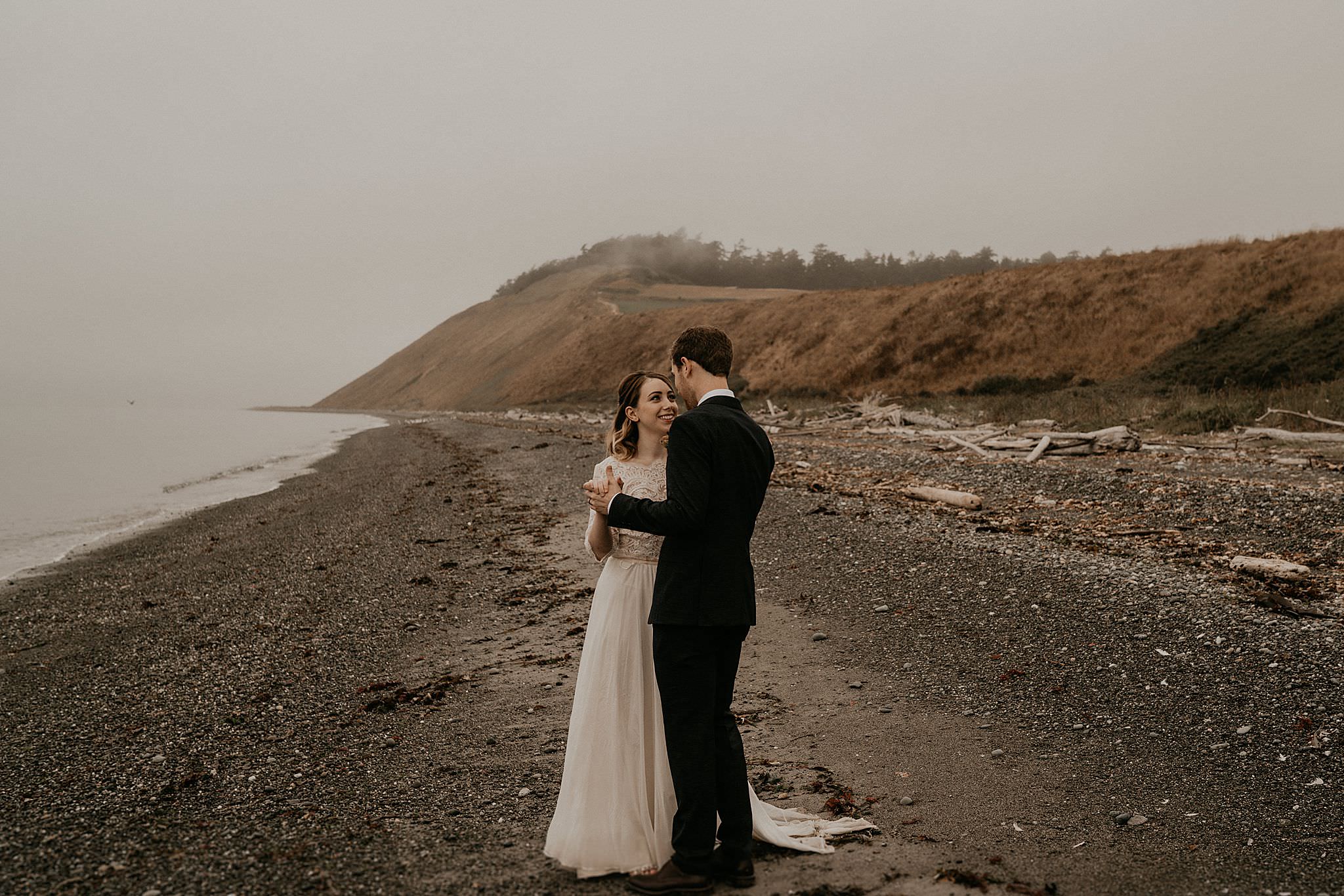 whidbey-island-wedding-intimate-elopement_0044.jpg