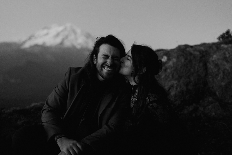 Mount-rainier-hiking-elopement.gif