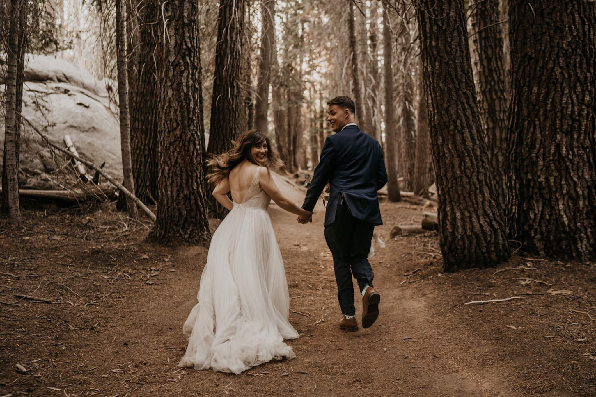 Yosemite-Adventure-Elopement-Taft-Glacier-Point-45.jpg
