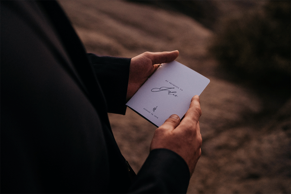 yosemite-adventure-elopement-taft-point-1.gif