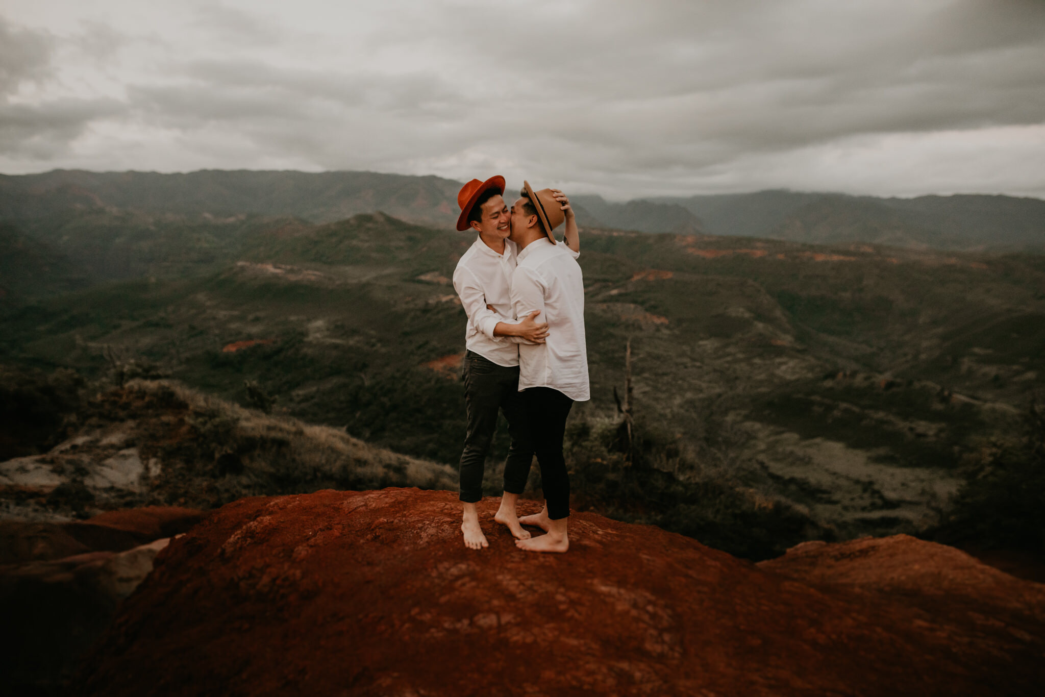 Hawaii Same Sex Wedding and Elopement Photographer 🏳️/u200d🌈 — Henry Tieu Photography