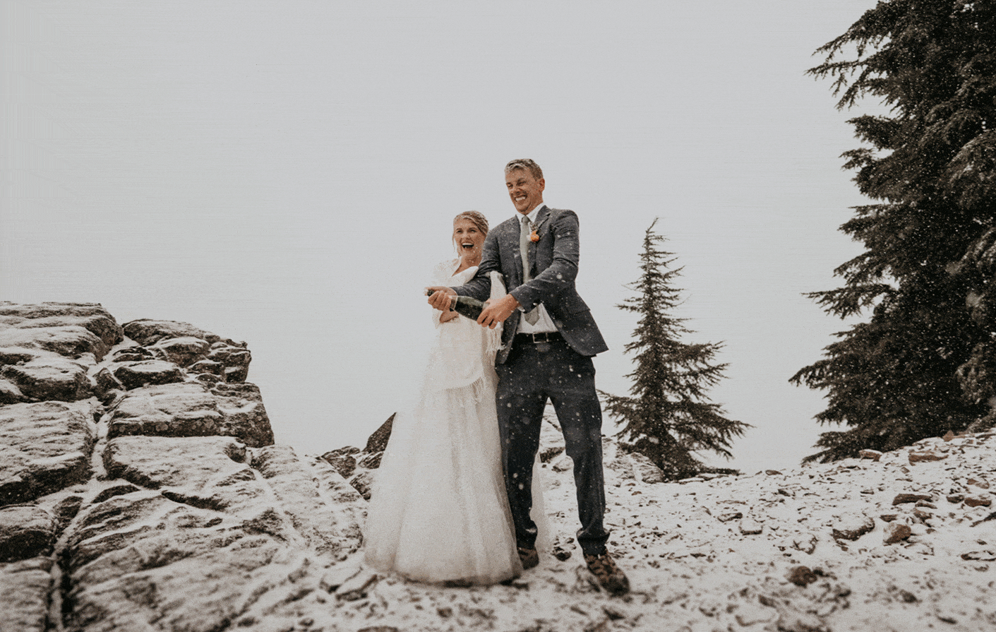 Snowy mountain adventure elopement in Washington State
