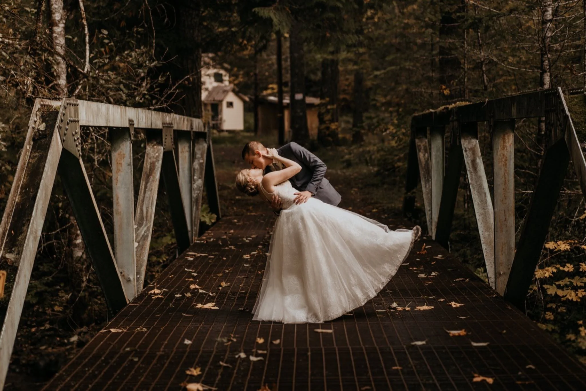 Washington Waterfall and Mountain Elopement Photographer