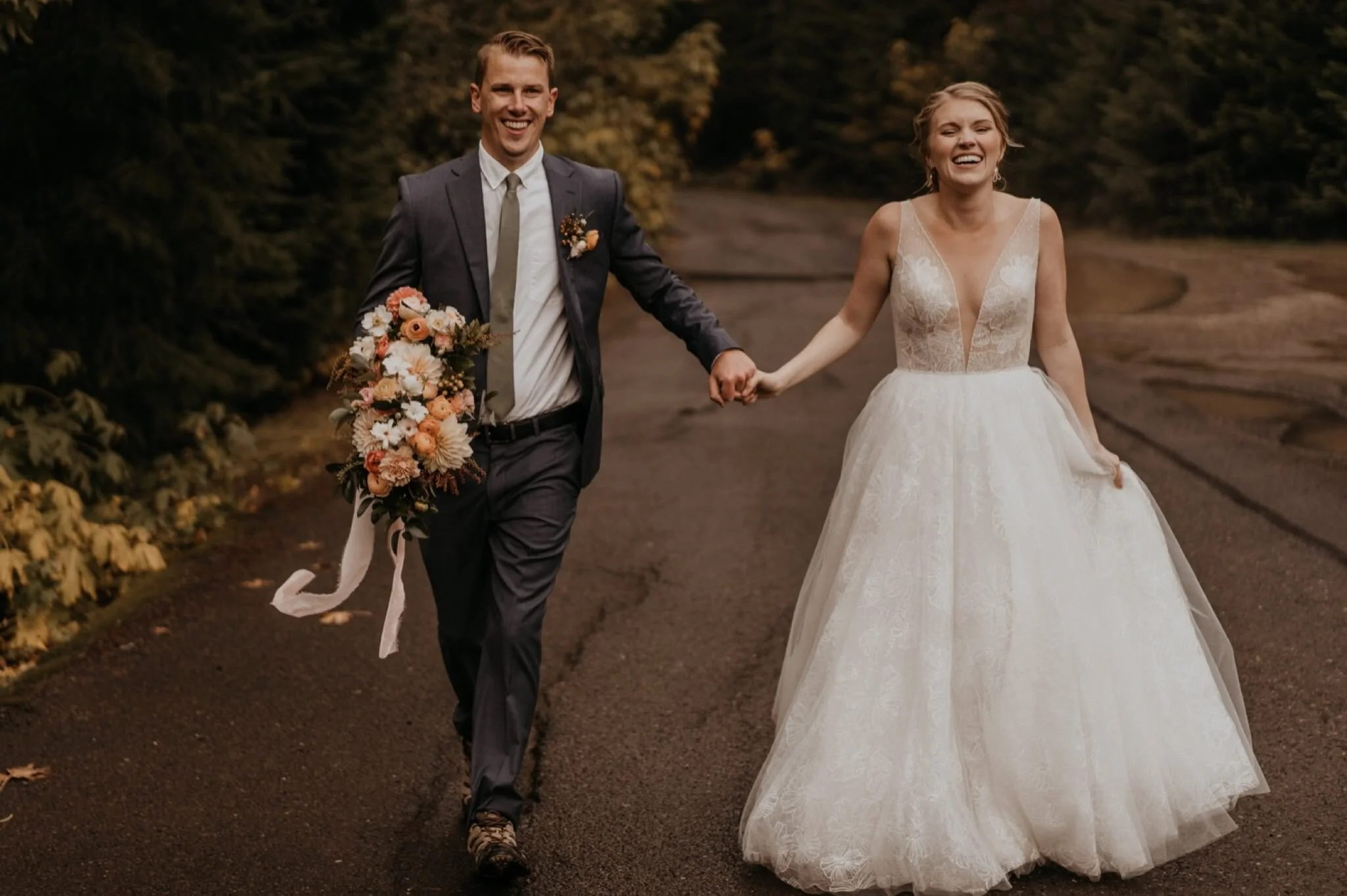 Washington Waterfall and Mountain Elopement Photographer