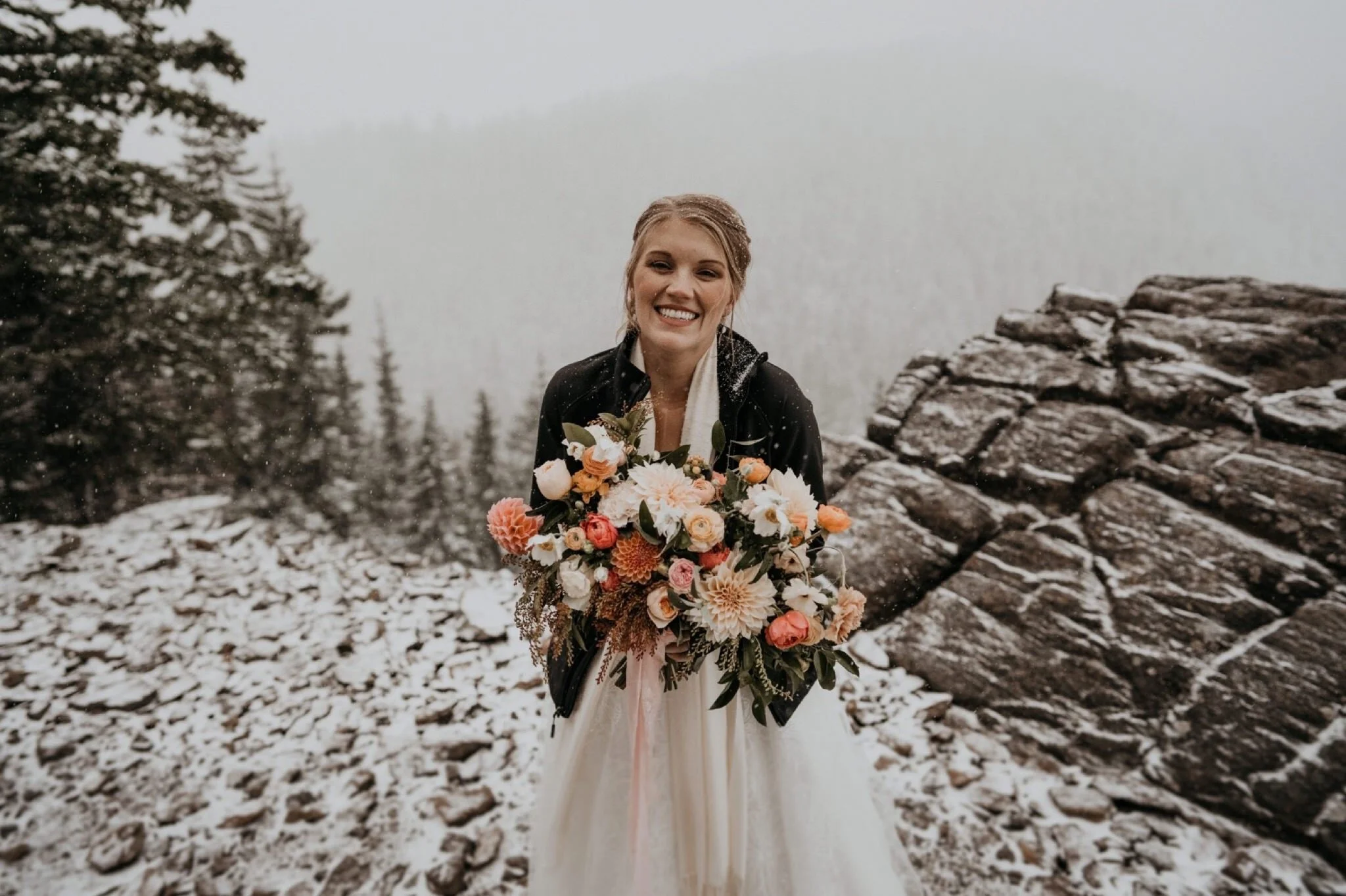 Washington Winter Snow Mountain View Elopement Photographer