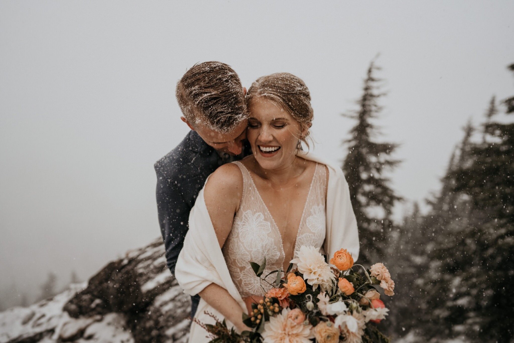 Washington Winter Snow Mountain View Elopement Photographer