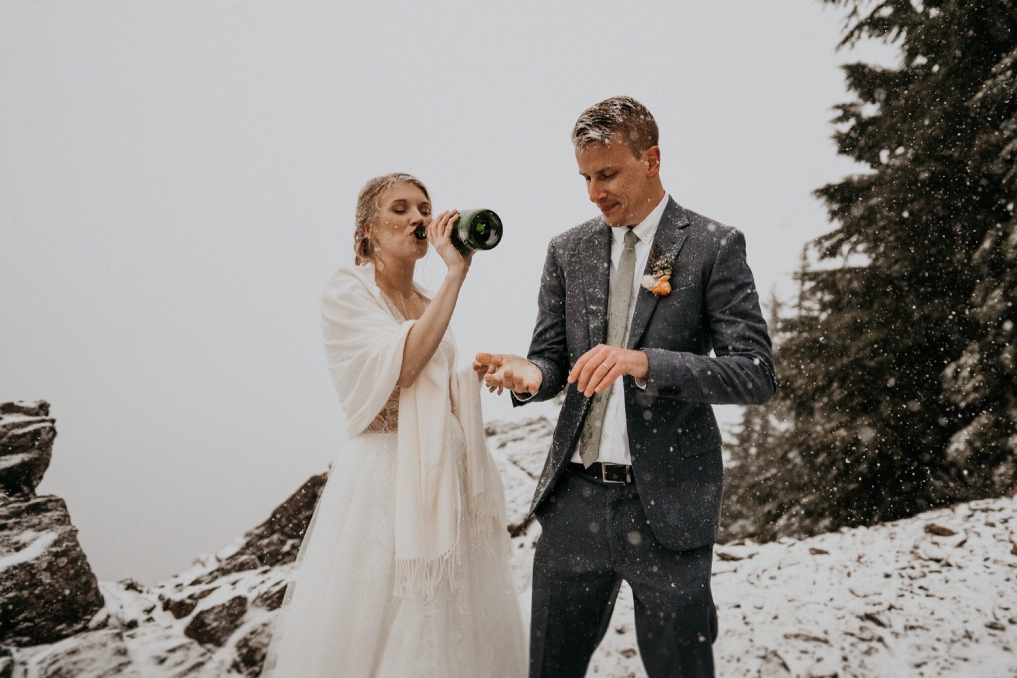 Washington Winter Snow Mountain View Elopement Photographer