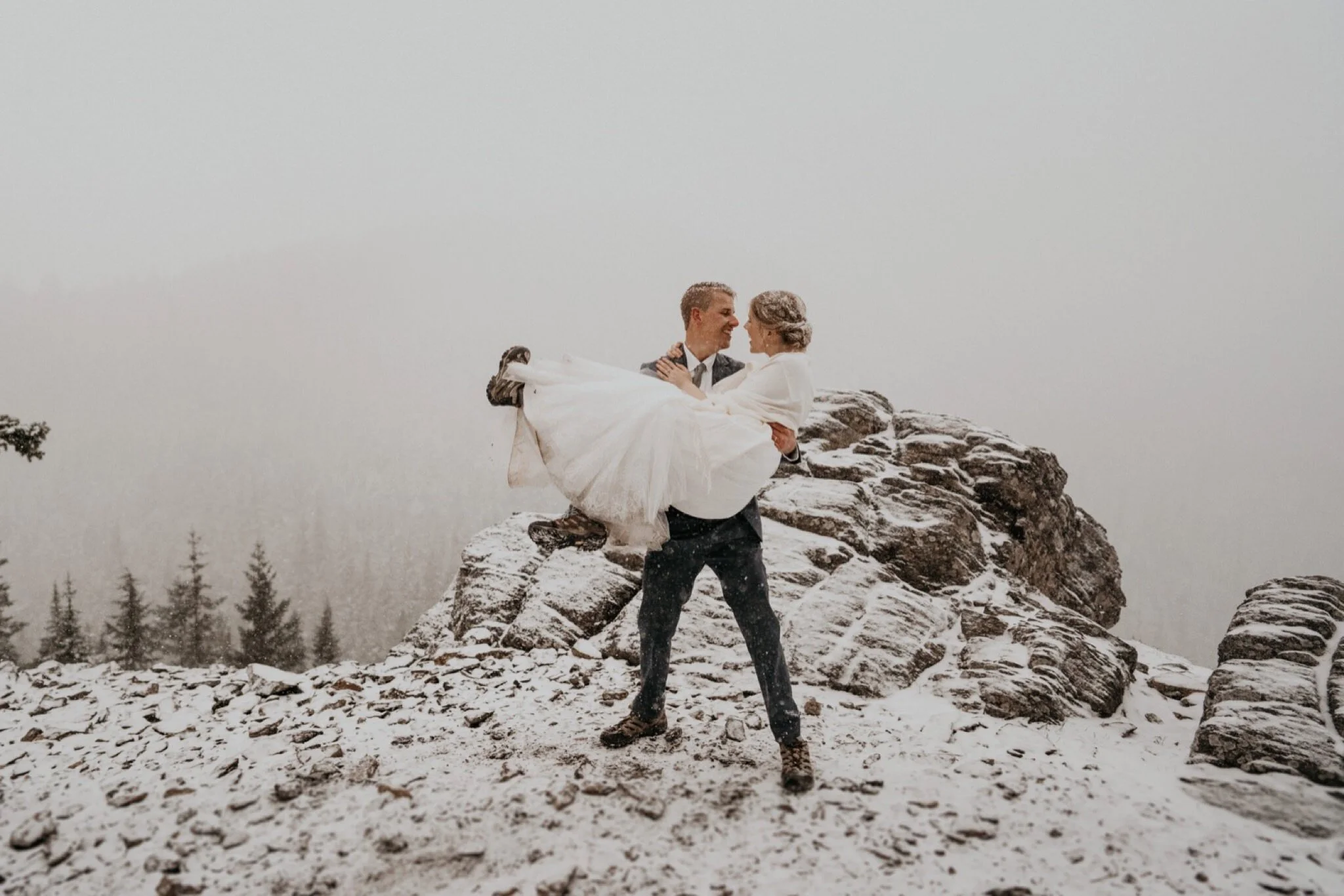 Washington Winter Snow Mountain View Elopement Photographer