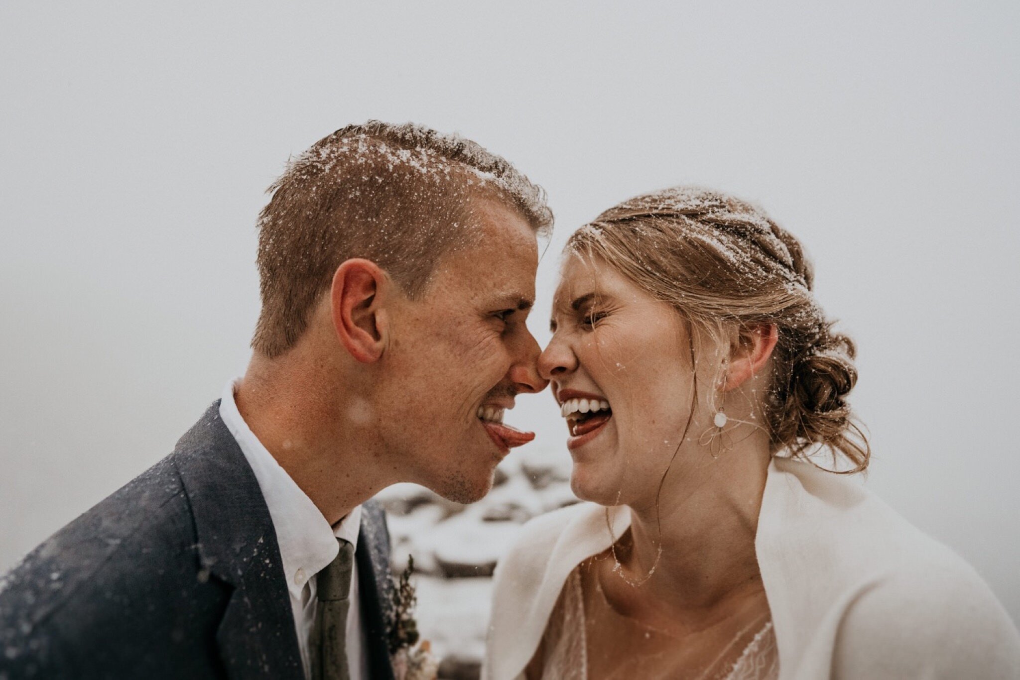 Washington Winter Snow Mountain View Elopement Photographer