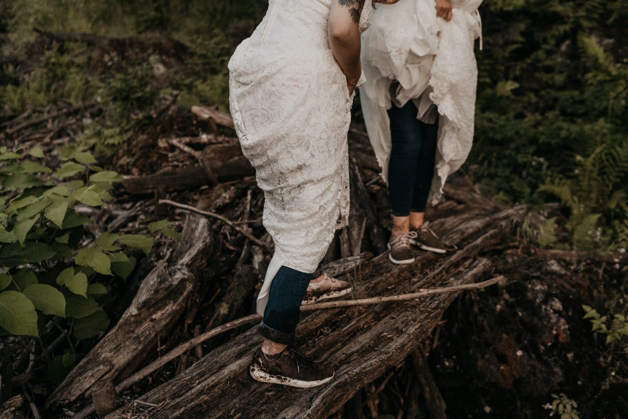 Snoqualmie-Falls-Wedding-Elopement-35.jpg