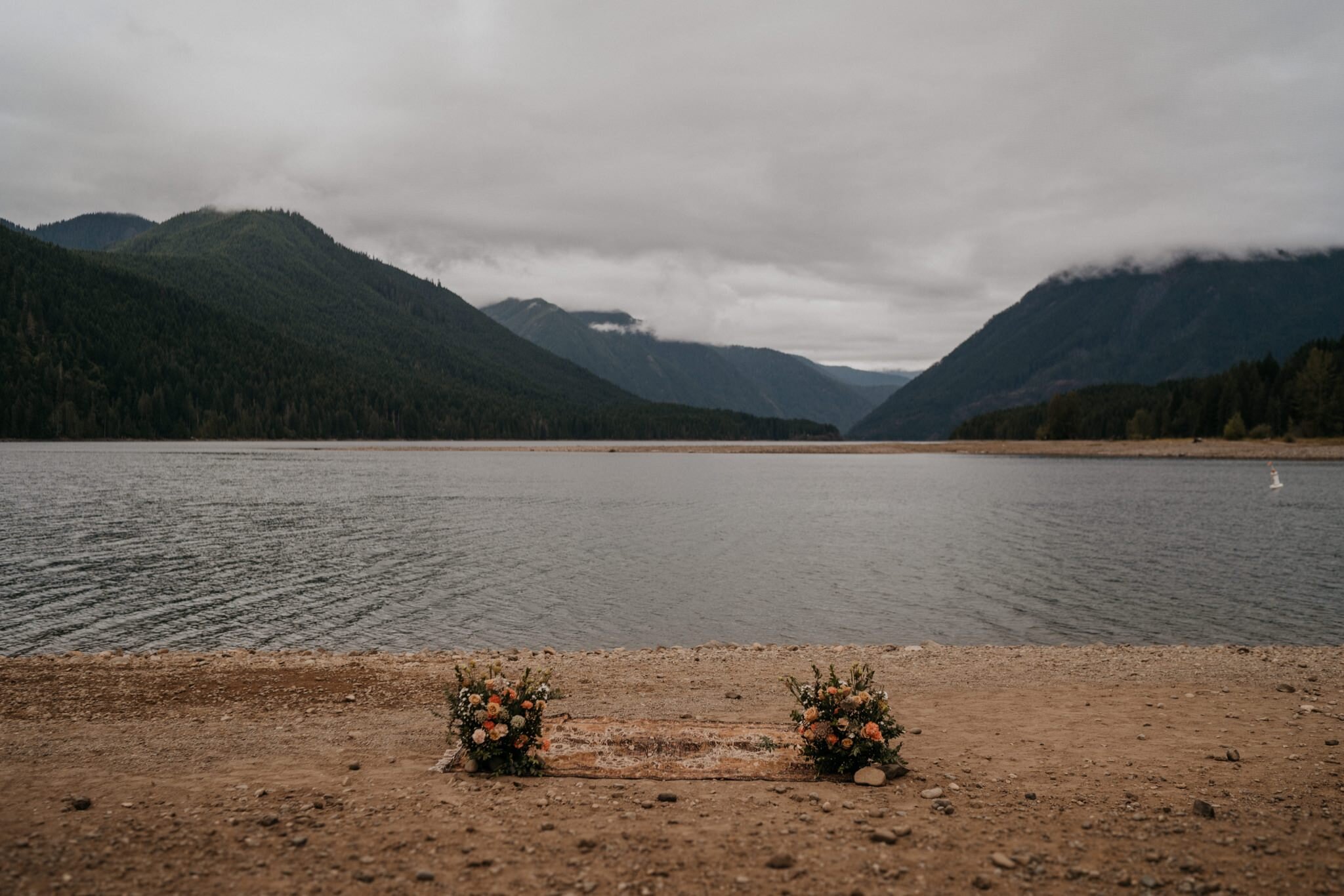 Olympic-National-Park-Elopement-Lake-Cushman-30.jpg